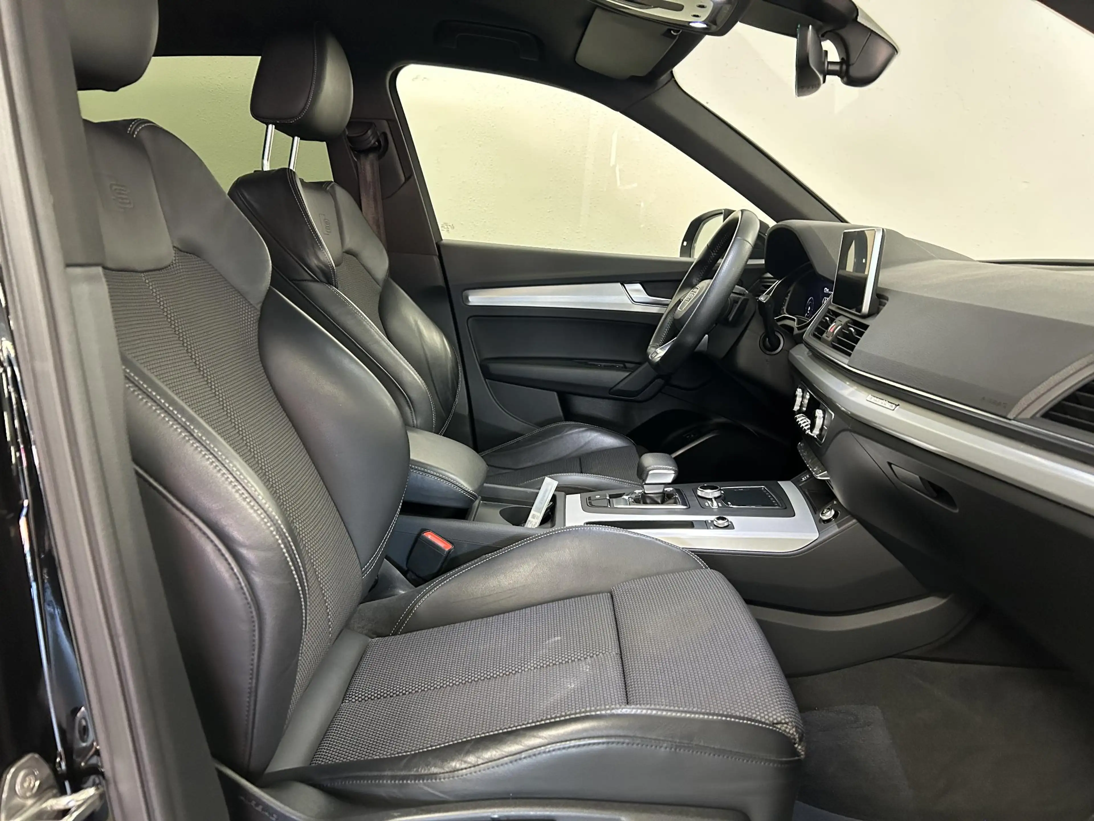 Audi Q5 55 TFSI e quattro S Edition Competition | S-LINE | — photo 34