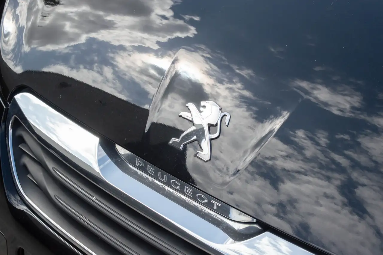 Peugeot 108 1.0 VTi (toyota motor ), миниатюра 6