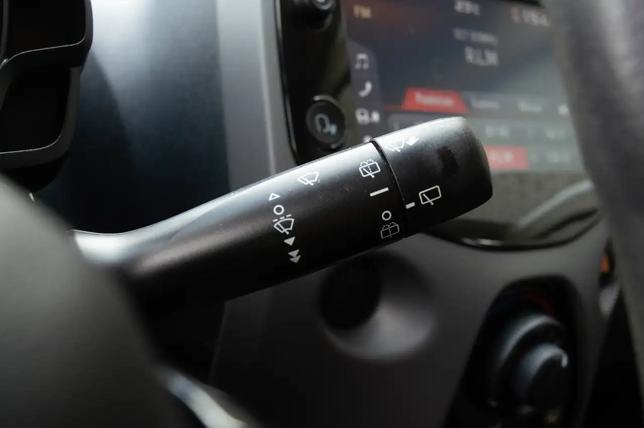 Peugeot 108 1.0 VTi (toyota motor ), миниатюра 21