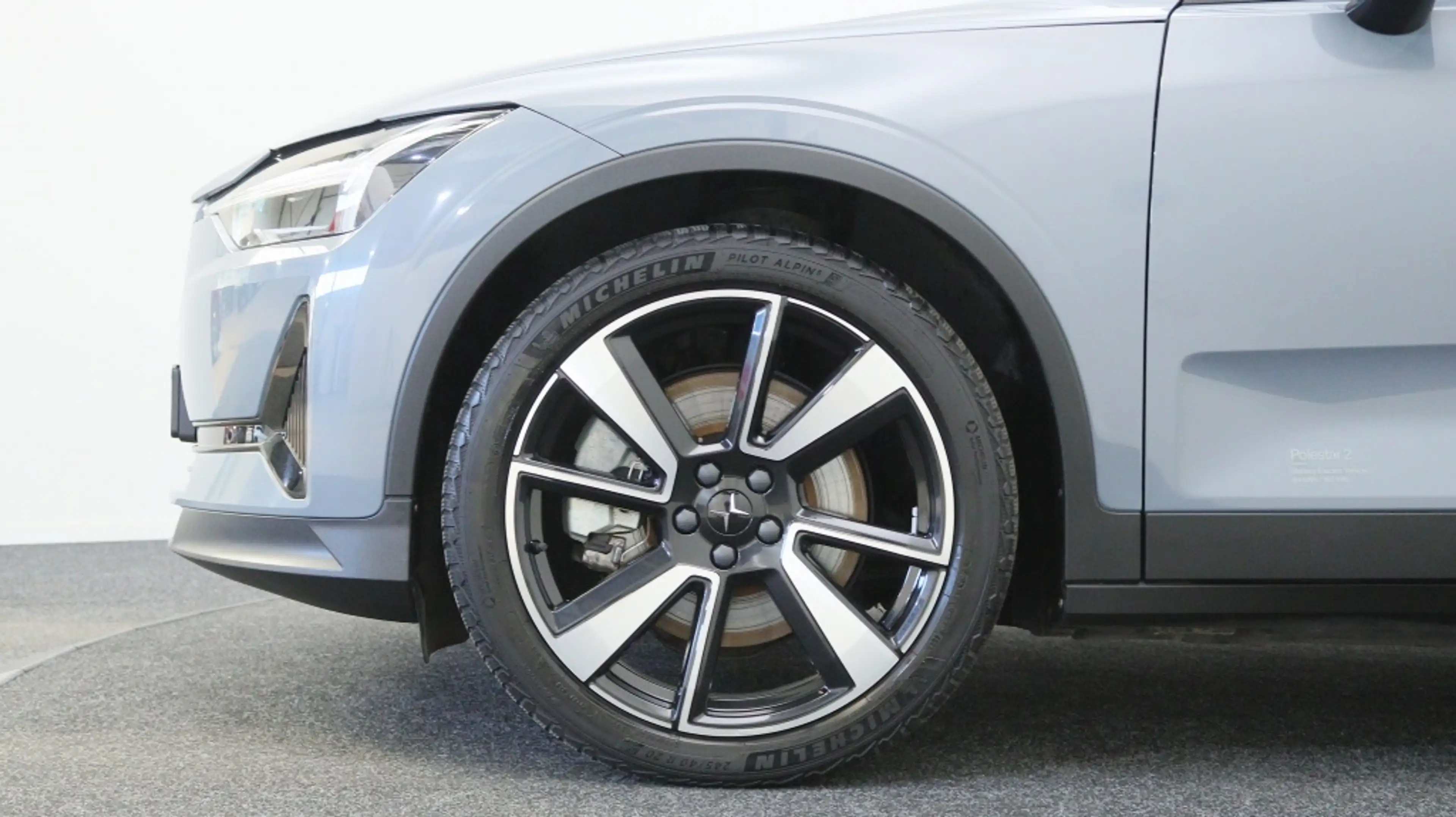 Polestar 2 Standard Range Single Motor 63kWh | 20 Inch | SOH — photo 8