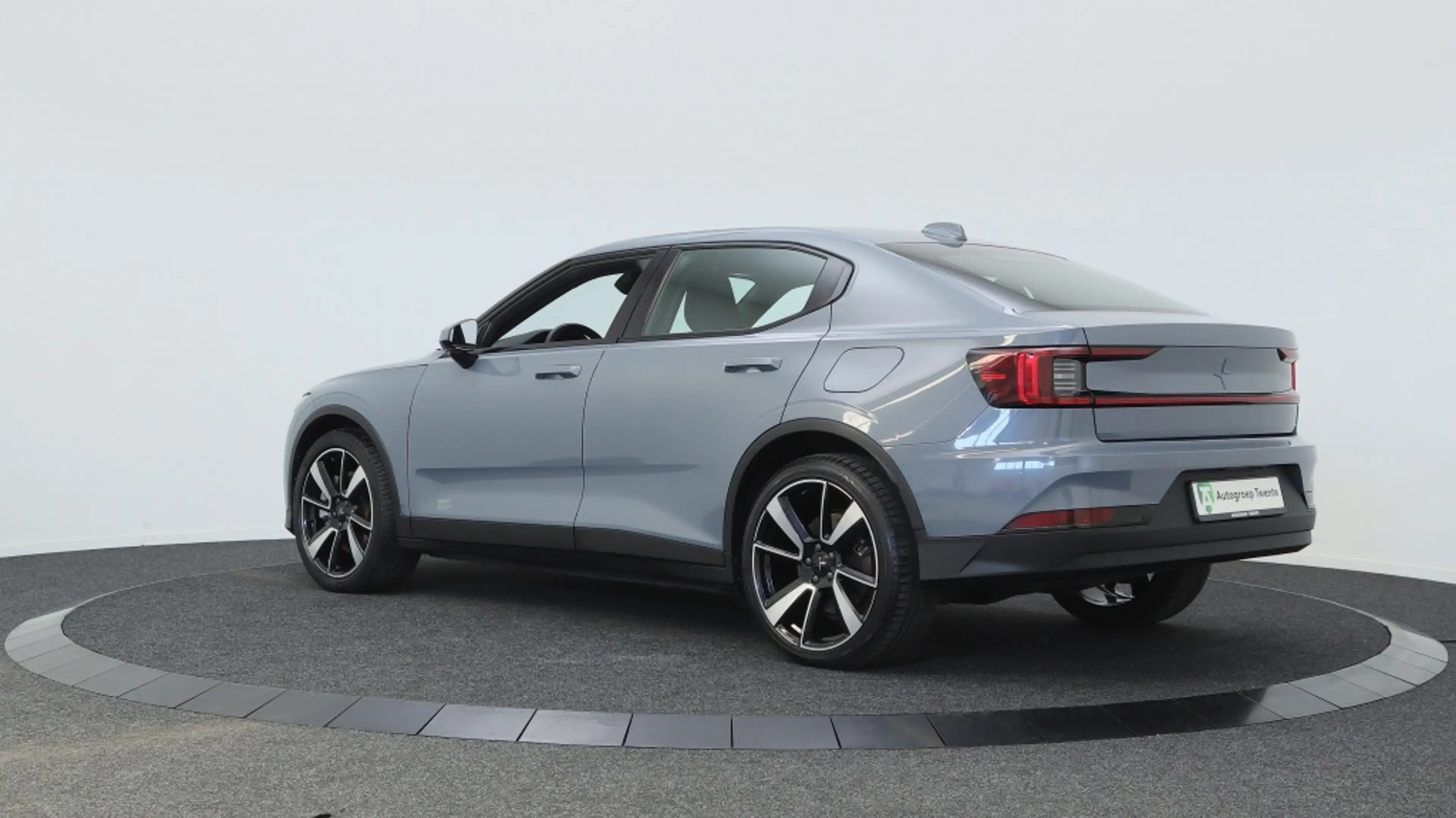 Polestar 2 Standard Range Single Motor 63kWh | 20 Inch | SOH — photo 9