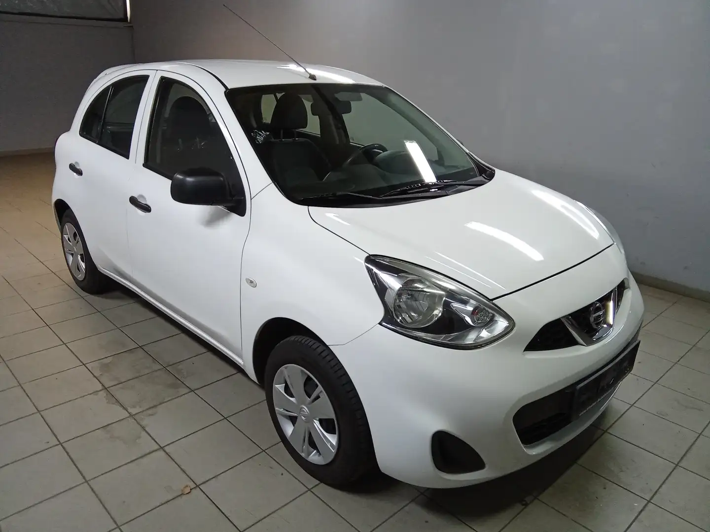 Nissan Micra Visia First Weiß - 2