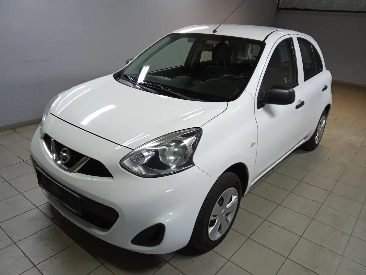 Nissan Micra Visia First Weiß - 1