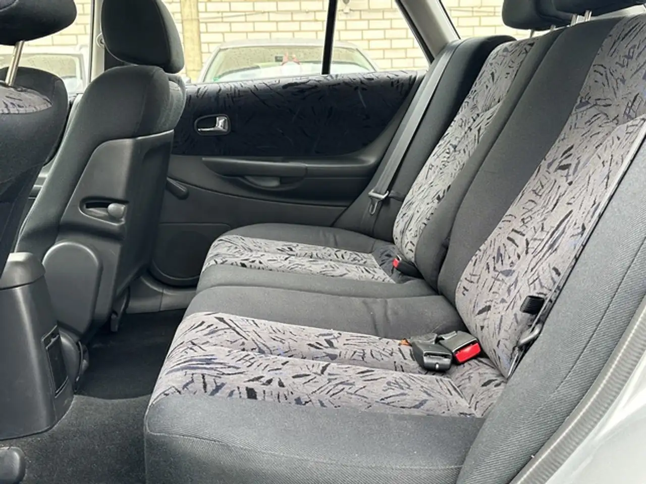 Mazda 323 F 1.5 Exclusive *5,Türer,Klima,CD,ALuU, foto 7