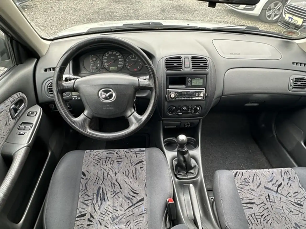 Mazda 323 F 1.5 Exclusive *5,Türer,Klima,CD,ALuU, foto 9