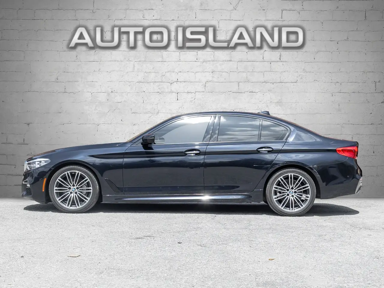 BMW 5 Series снимка BMW 5 Series