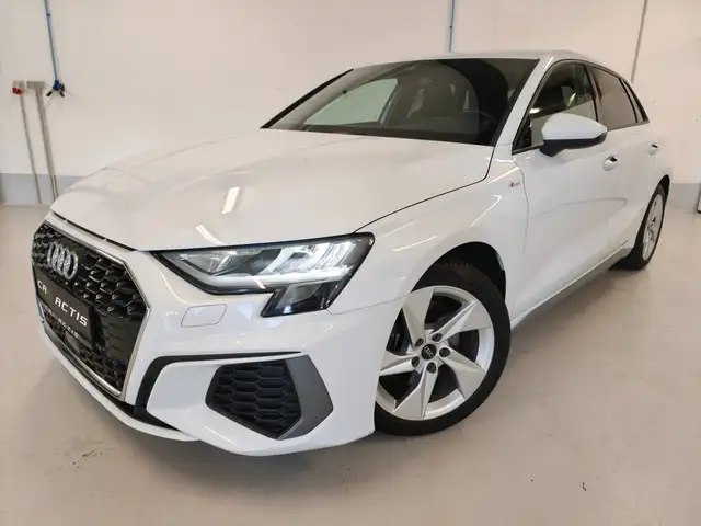 Audi A3 view 3