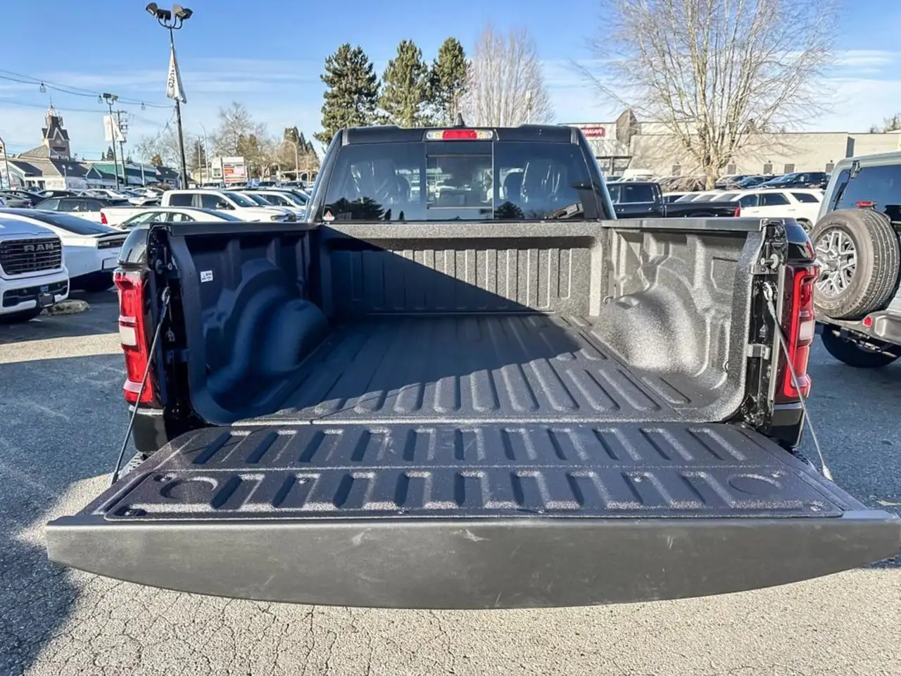 RAM 1500 снимка RAM 1500