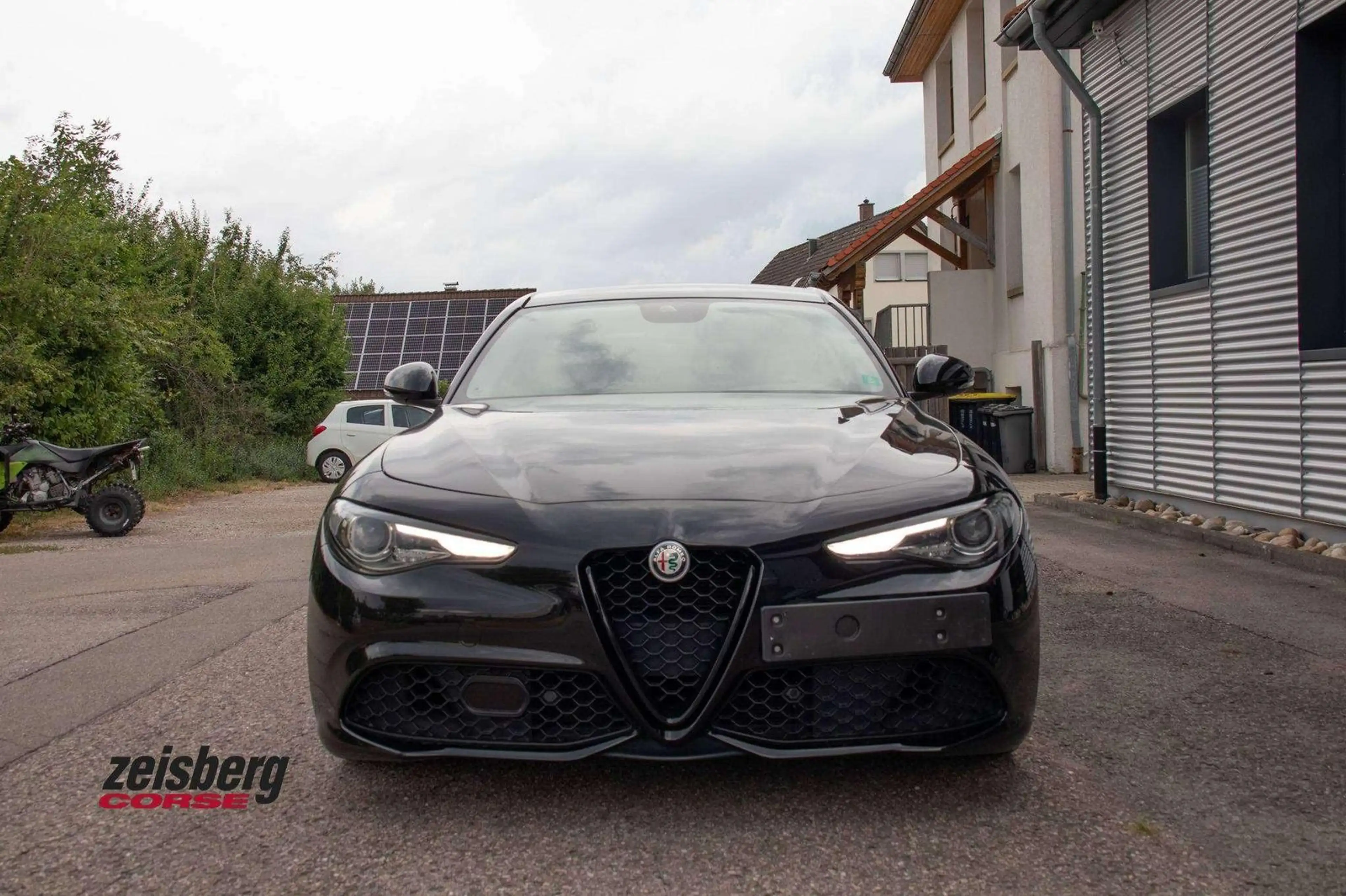 Alfa Romeo Giulia Veloce 2.0 Turbo AT8-Q2 Pano*Sportaga Top Gepflegt — photo 5