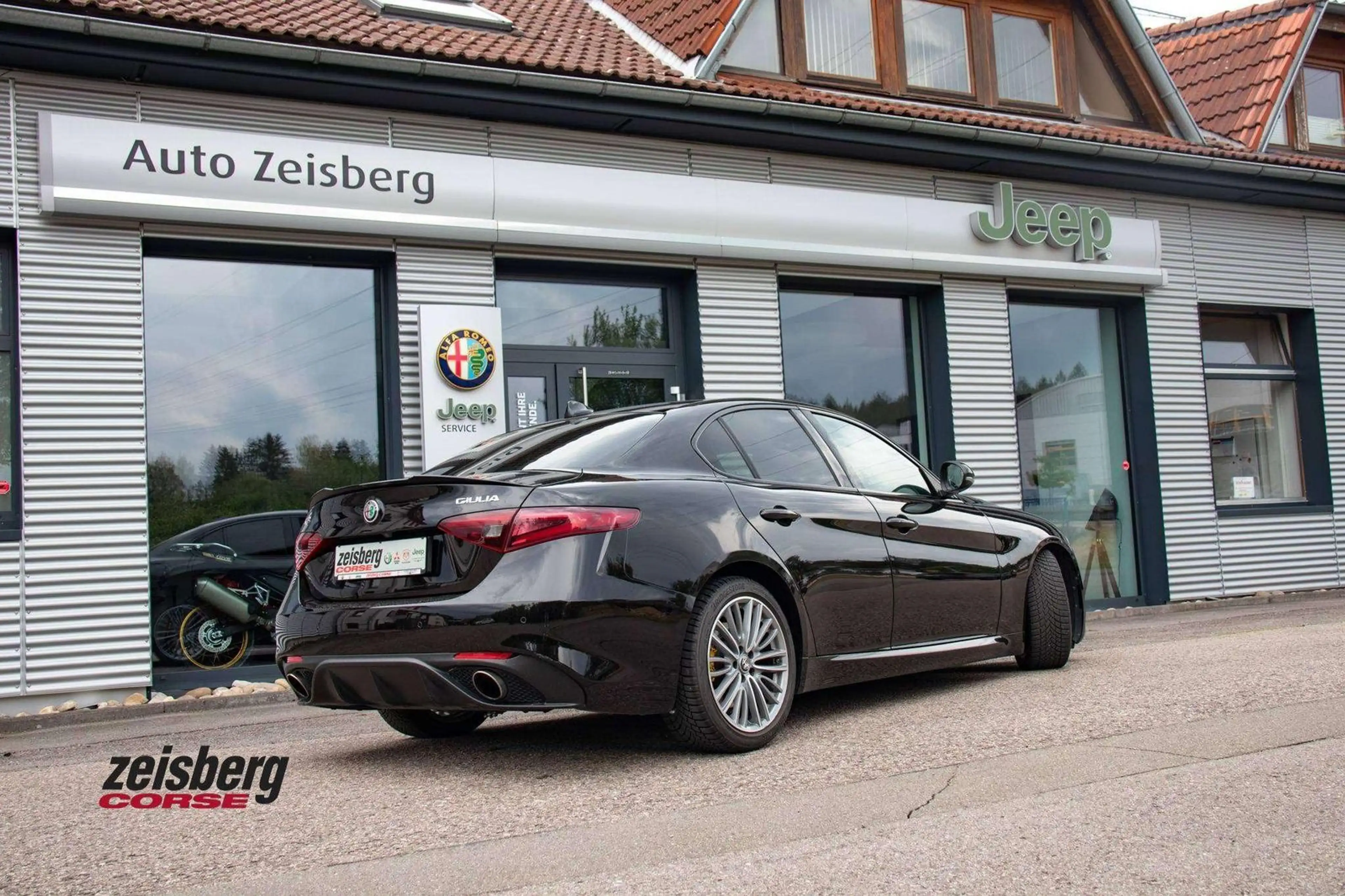 Alfa Romeo Giulia Veloce 2.0 Turbo AT8-Q2 Pano*Sportaga Top Gepflegt — photo 2