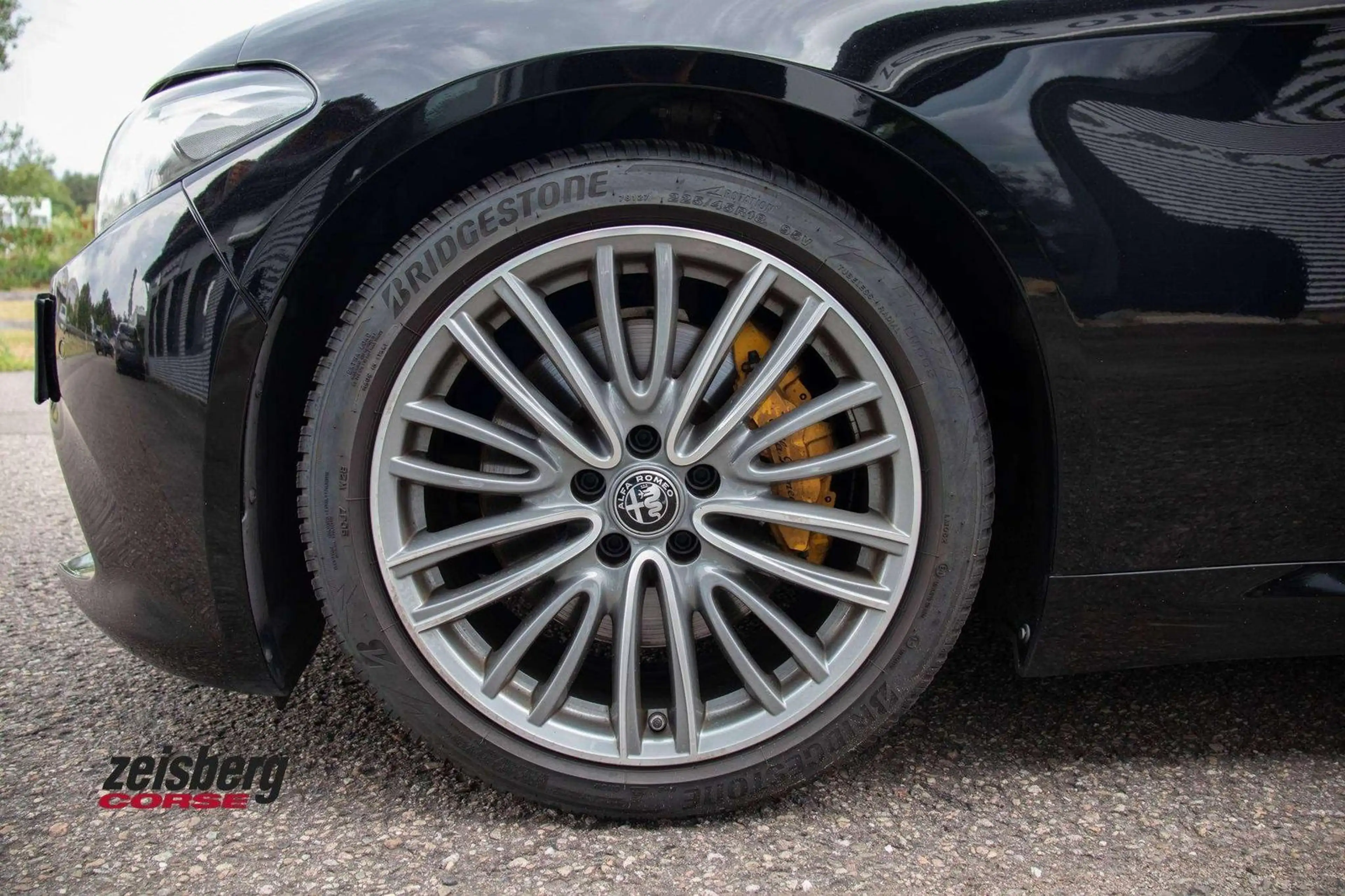 Alfa Romeo Giulia Veloce 2.0 Turbo AT8-Q2 Pano*Sportaga Top Gepflegt — photo 7