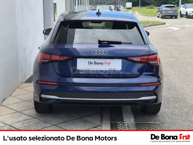 Audi A3 view 5