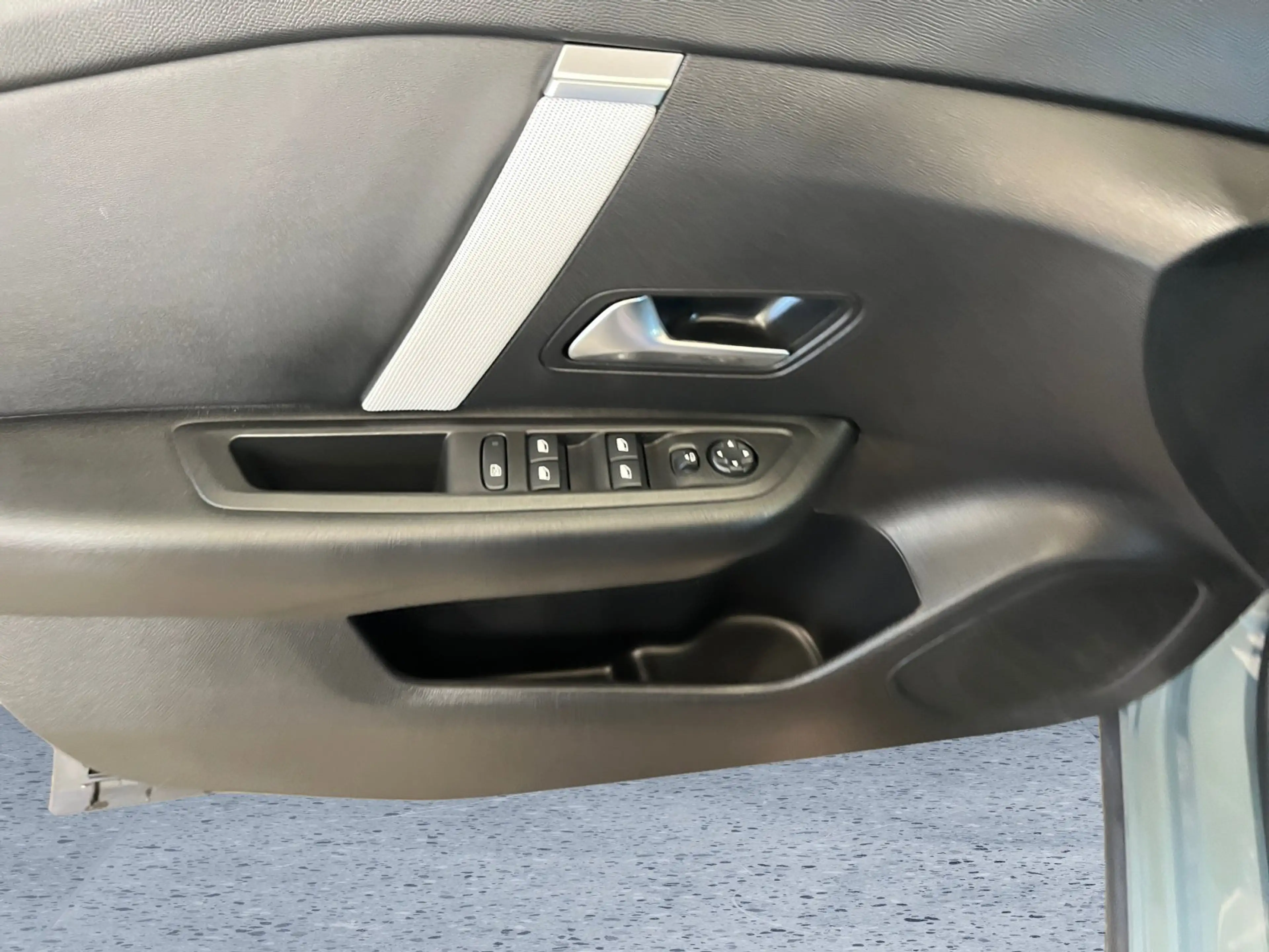 Citroen C4 1.2 PureTech 130 Max ACC LED Navi SHZ 2xKlima — photo 12