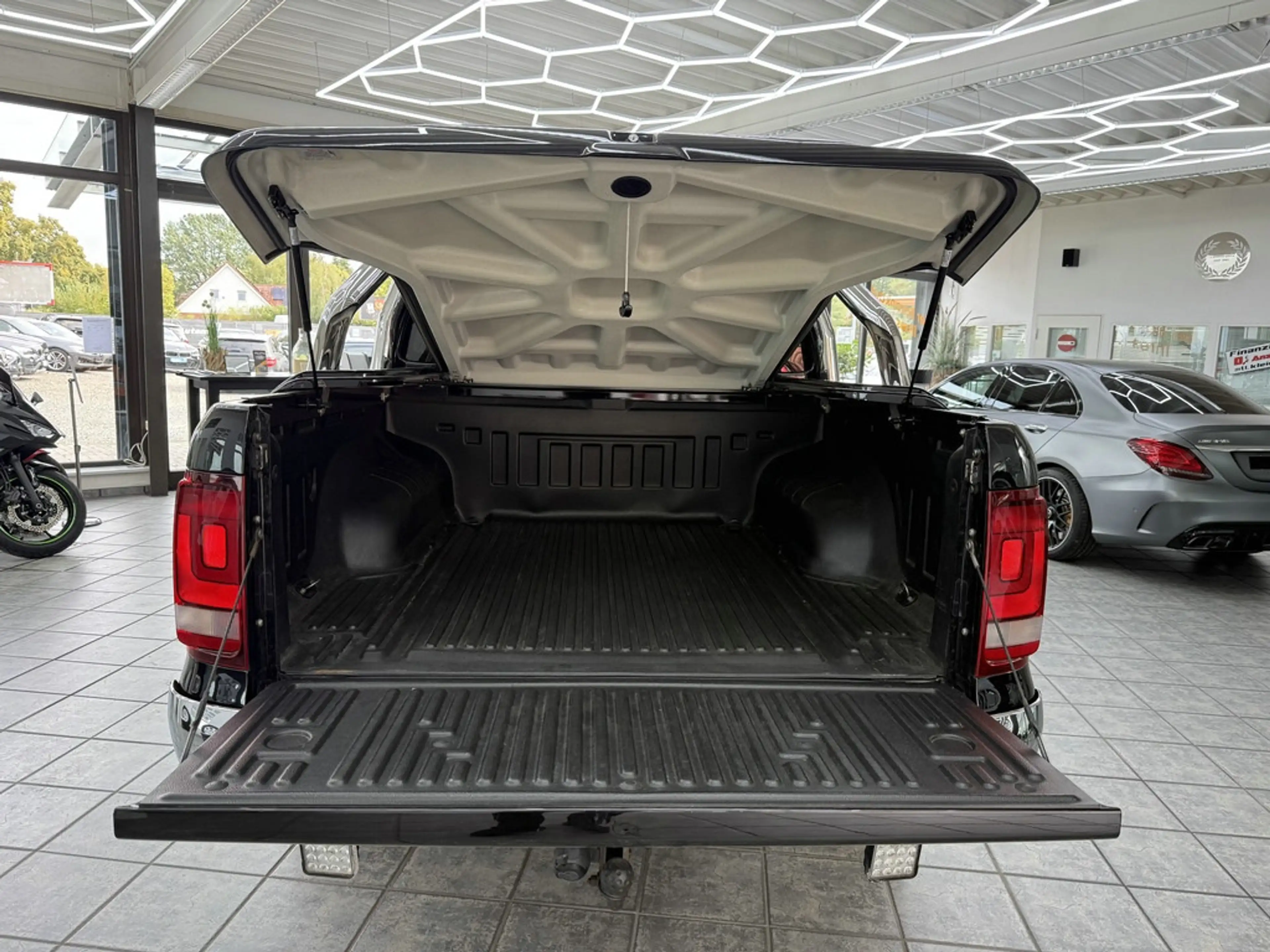 Volkswagen Amarok 2.0 TDI 4Motion DoubleCab Ultimate, DSG — photo 10