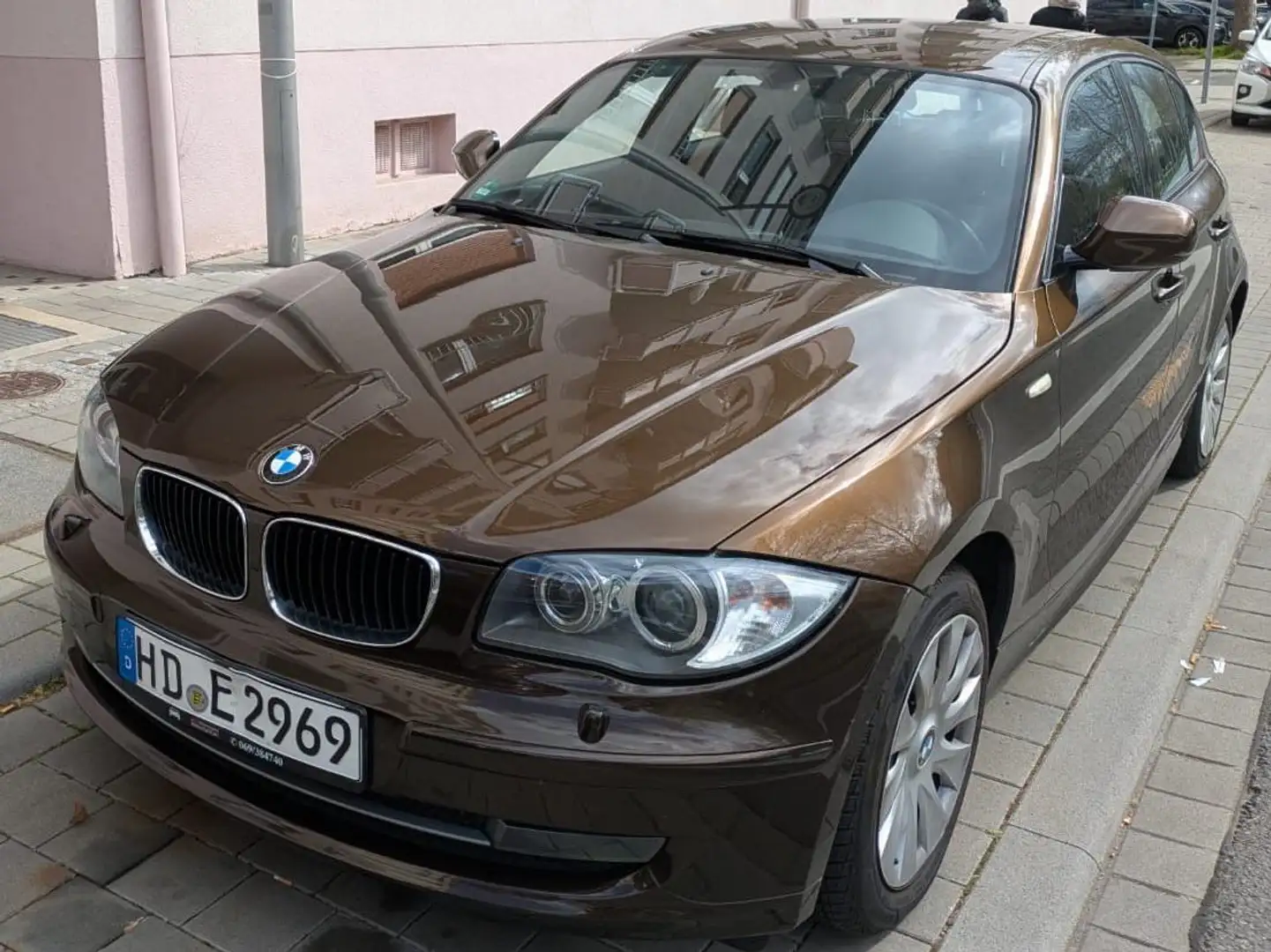 BMW 118 118d DPF Aut. Edition Sport Brun - 2