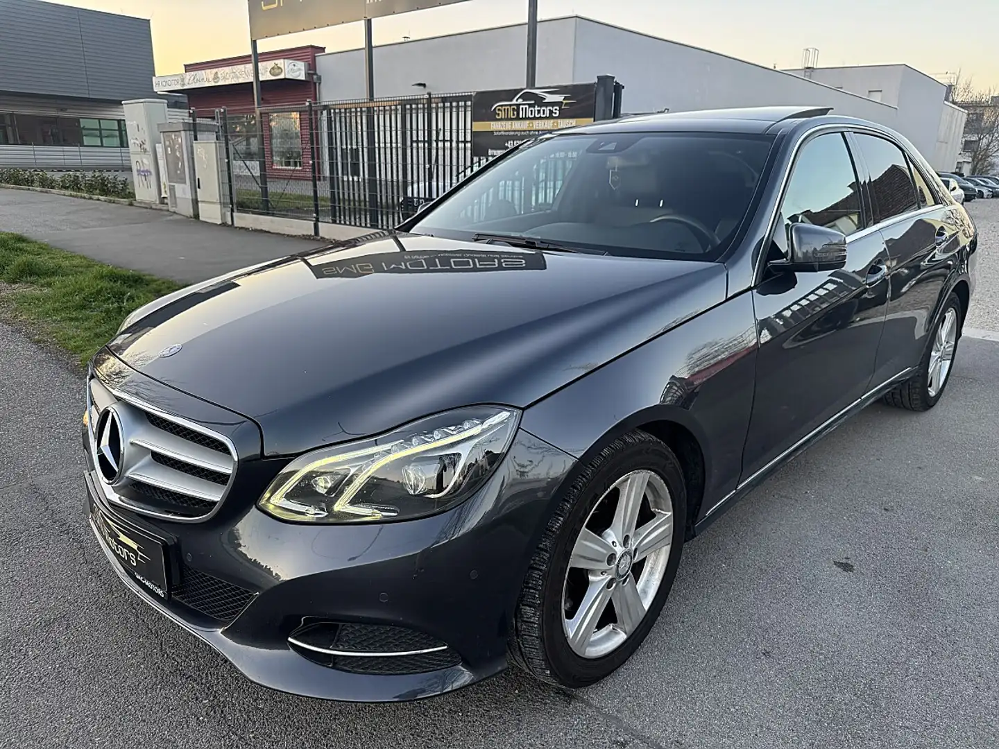 Mercedes-Benz E 220 CDI Avantgarde Aut. EXPORT/BASTLERFAHRZEUG VOL... Grau - 2