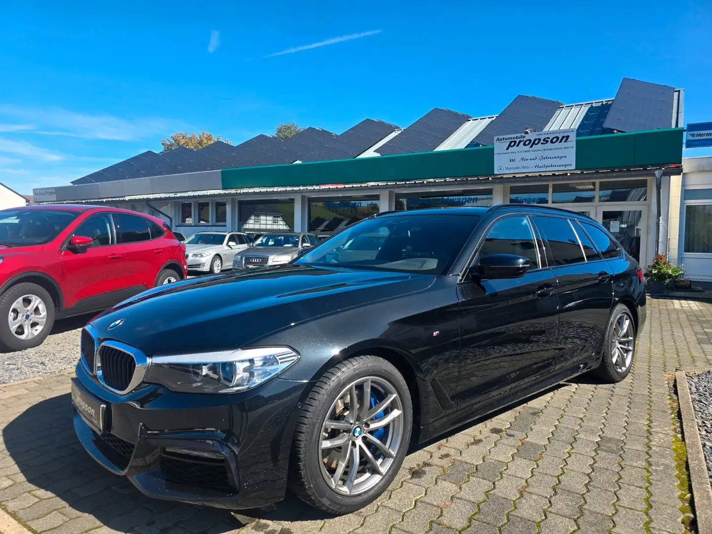 BMW 530 i touring M Sport KAM NAV LED LIVE Noir - 1