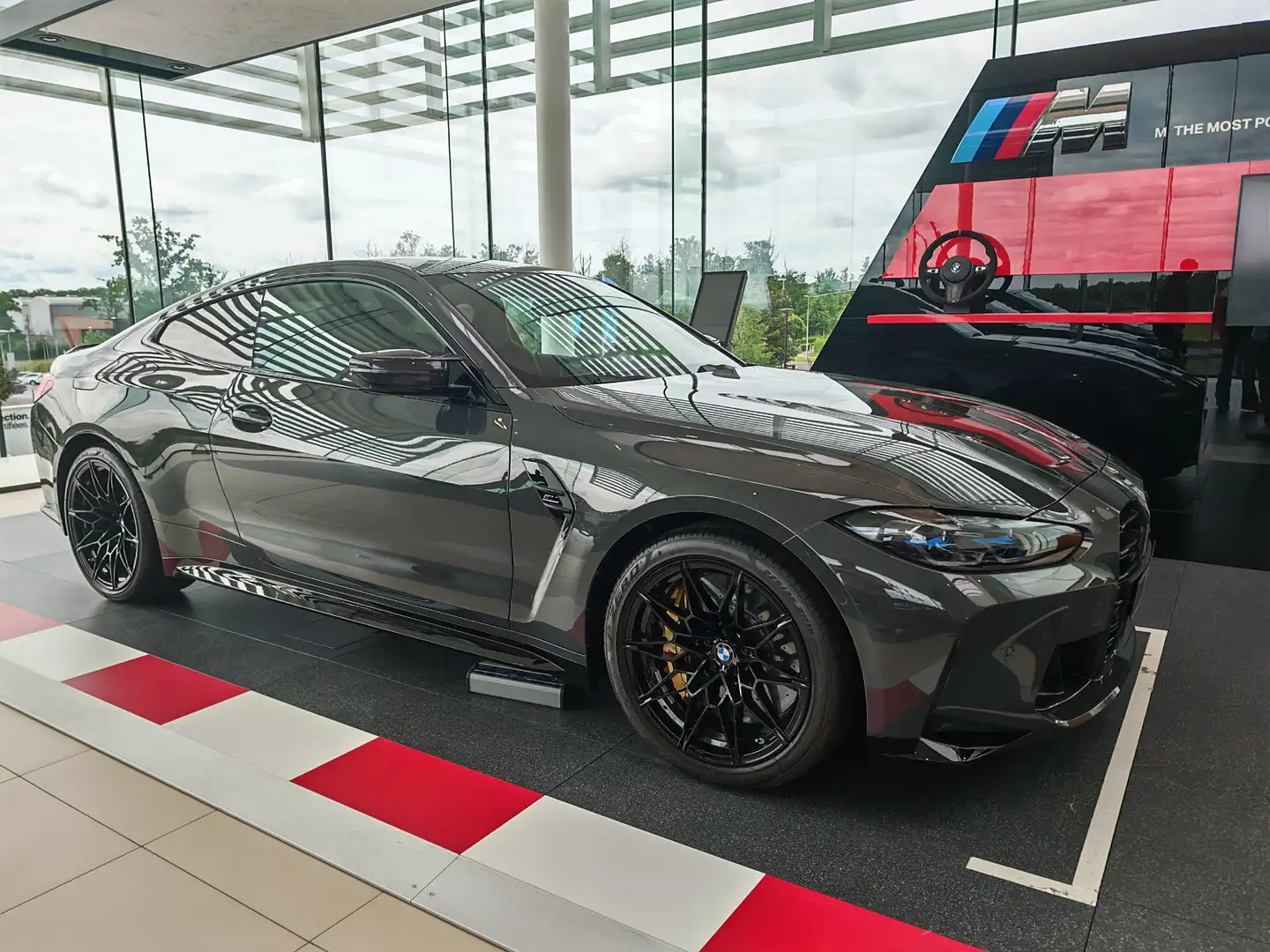 BMW M4 Coupé 3.0 AS Competition M xDrive OPF Šedá - 2