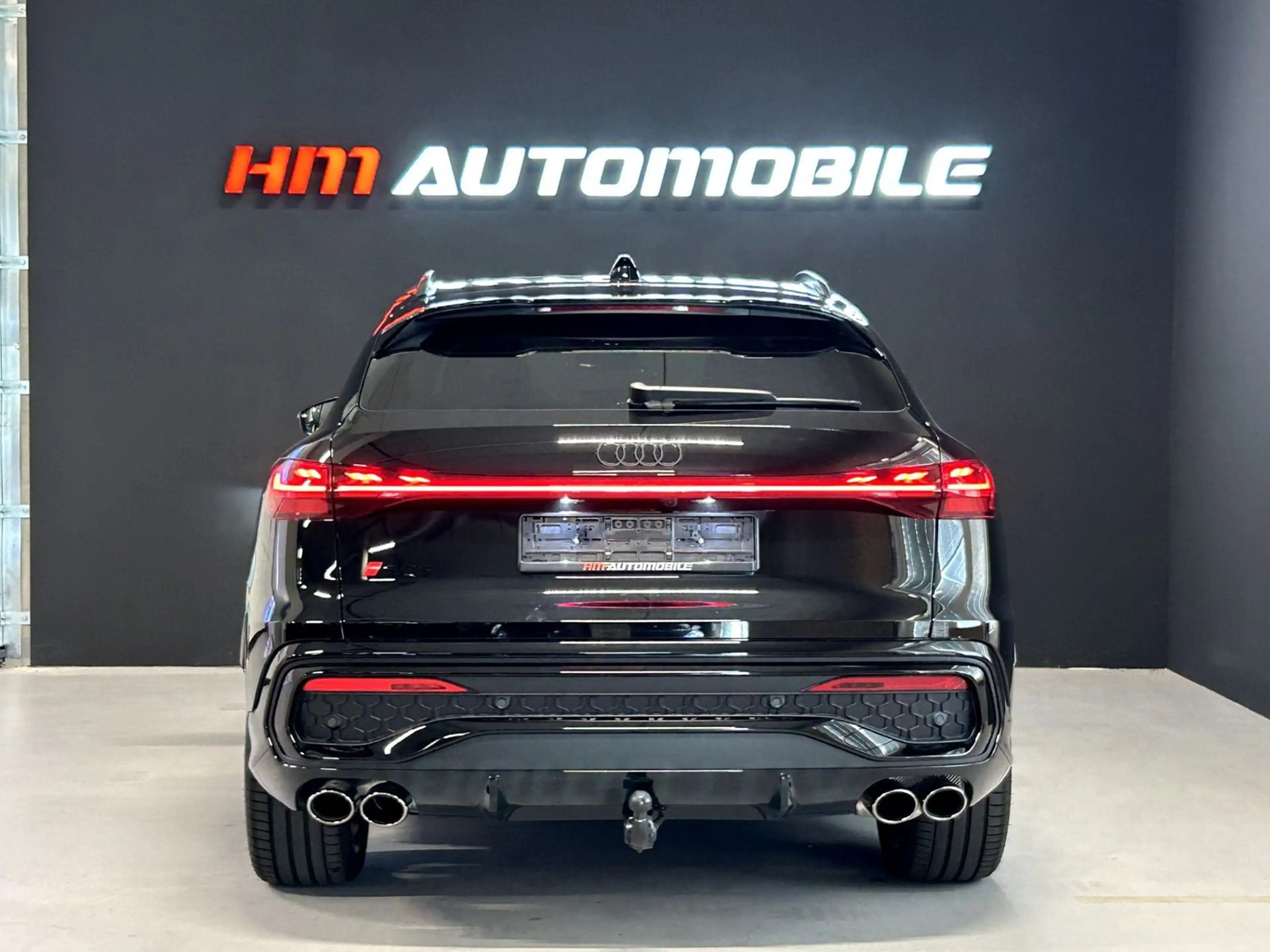 Audi SQ5 Sportback/Leder Rot/TECH PRO/MMI PRO/21" — photo 5