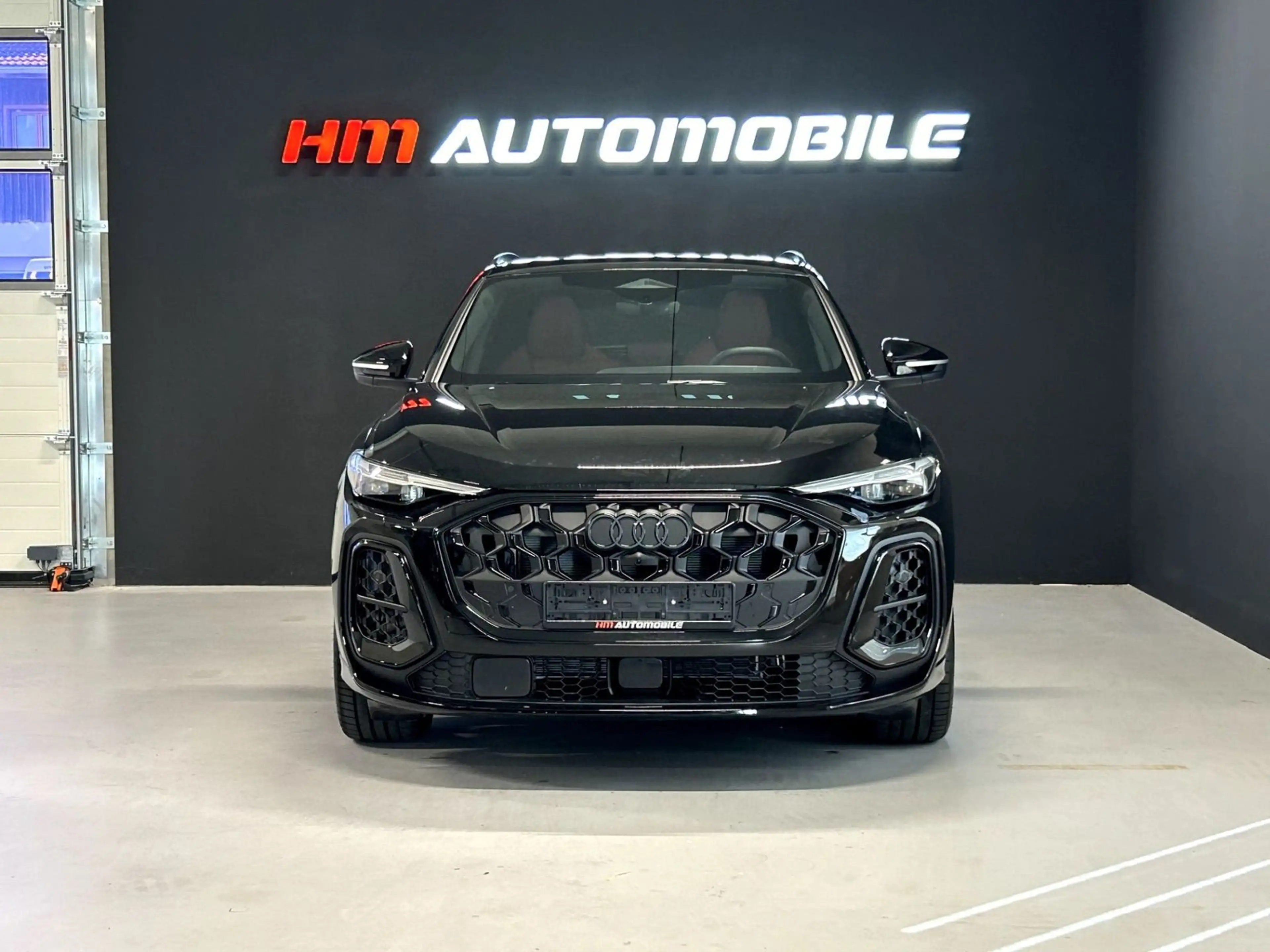 Audi SQ5 Sportback/Leder Rot/TECH PRO/MMI PRO/21" — photo 2