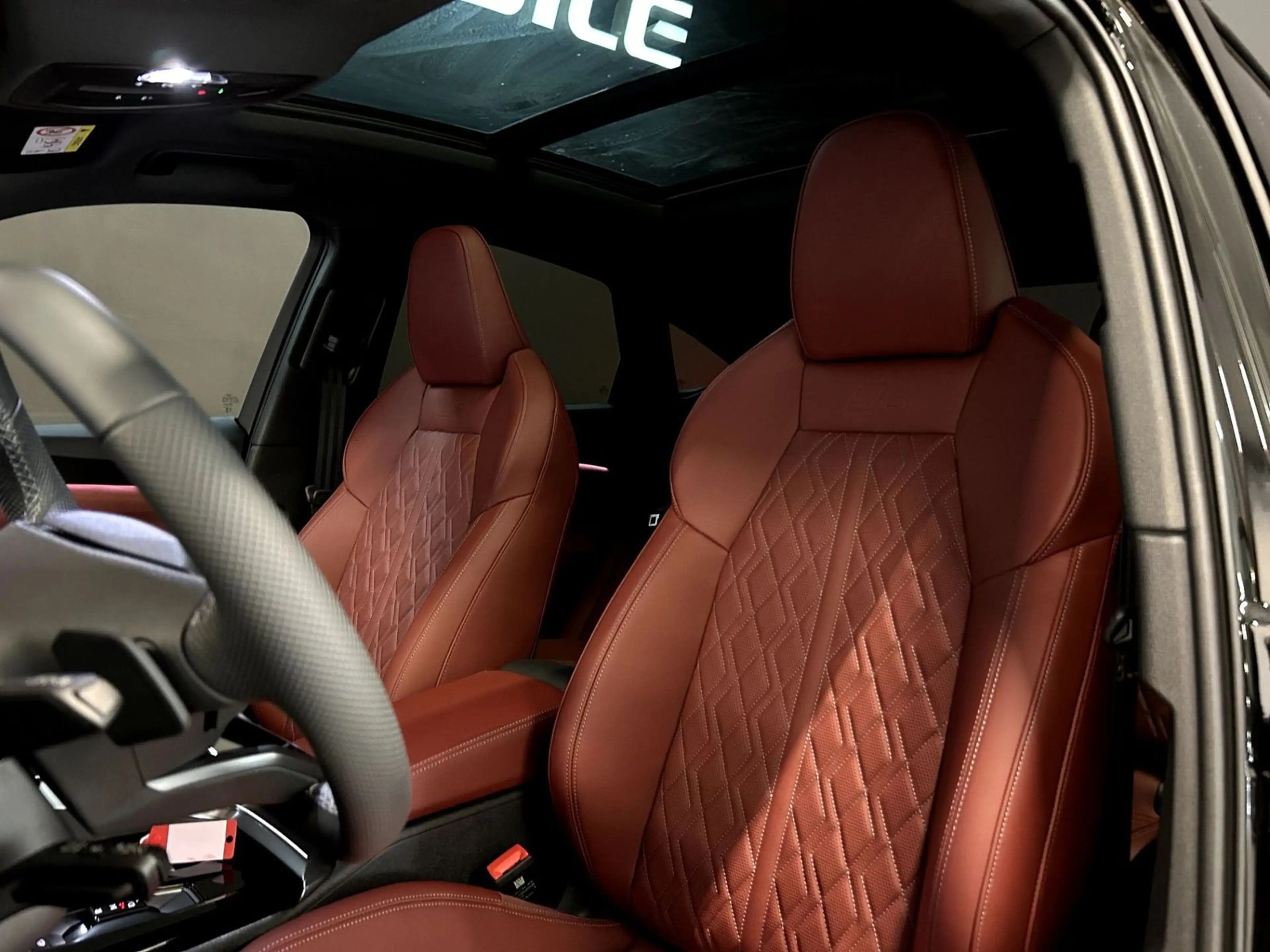 Audi SQ5 Sportback/Leder Rot/TECH PRO/MMI PRO/21" — photo 6