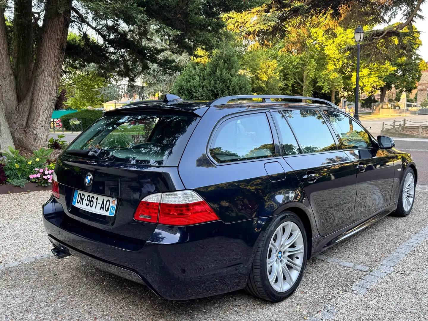 BMW 530 Touring 530d 235ch Sport Design A - 2