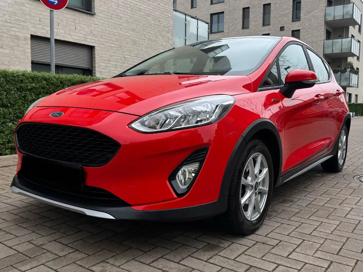 Ford Fiesta Active Rouge - 1