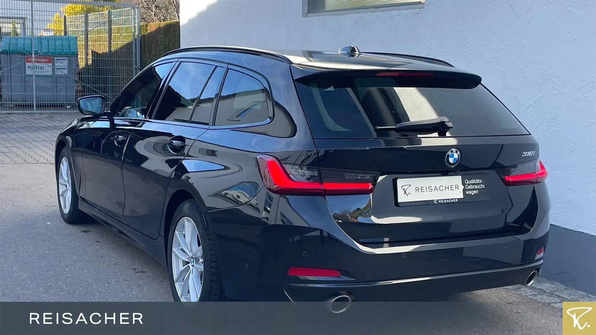 BMW 318 i A Tou LCProf PA+ DA adapLED FLA SSV Schwarz - 2