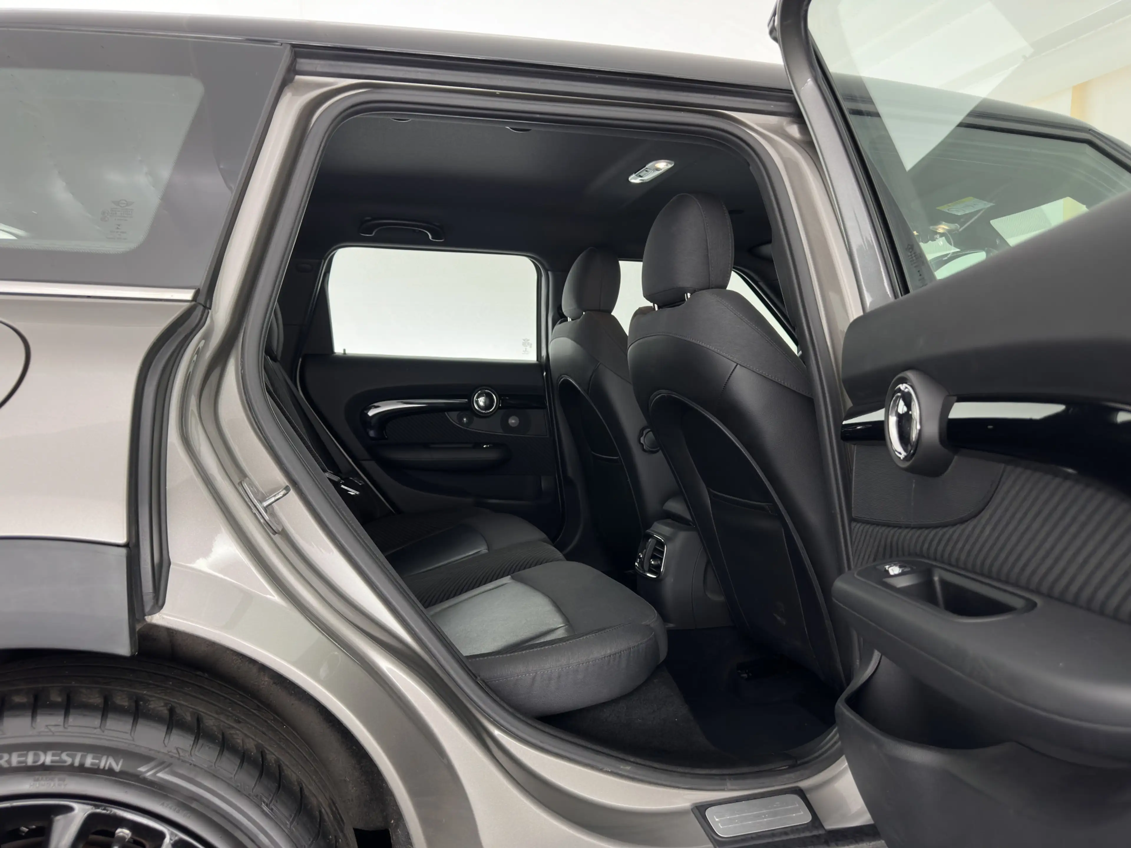 MINI Cooper D Clubman 2.0 Serious Business Aut. *LEATHER-FABRIC | FULL-L — photo 11