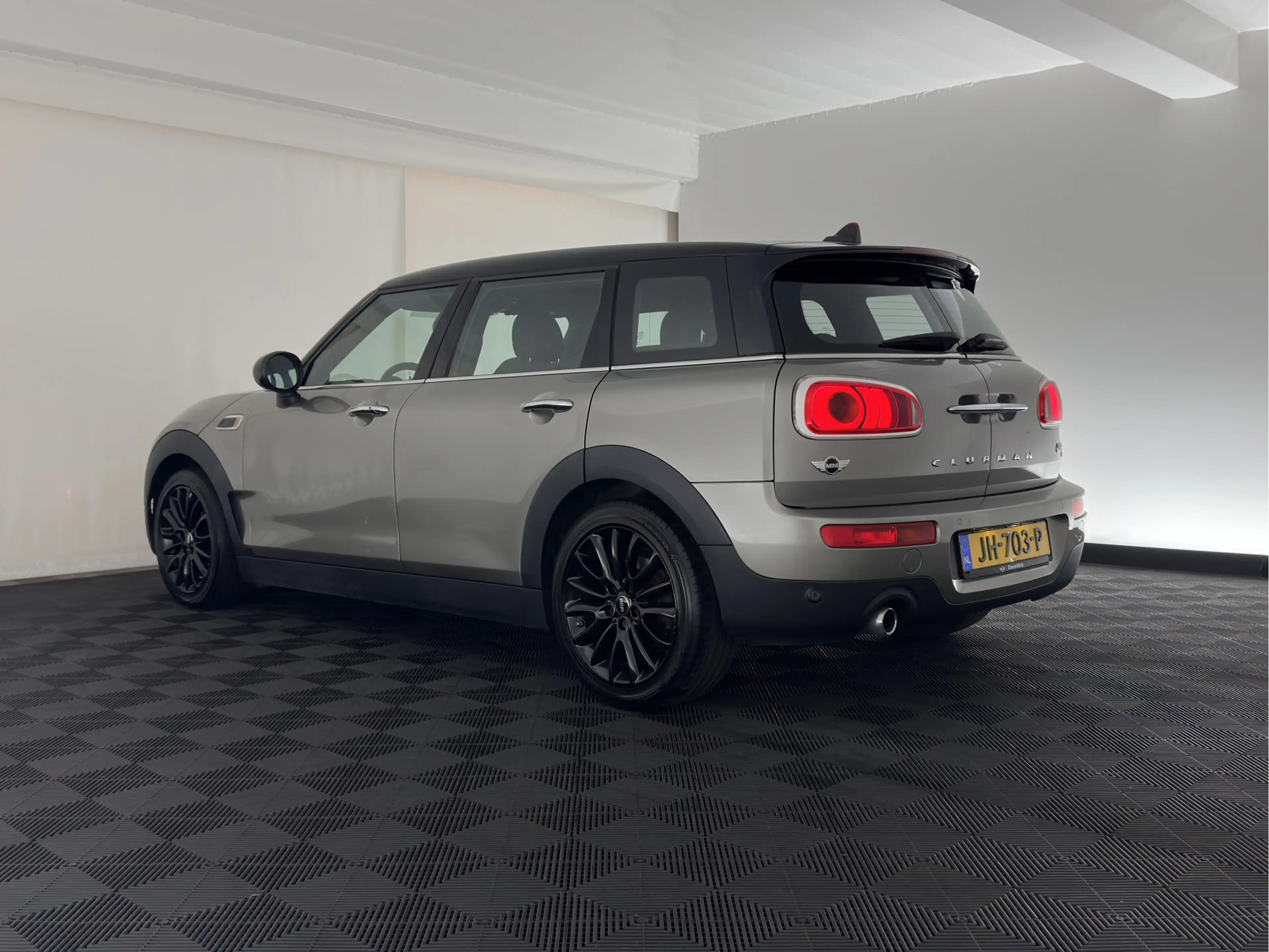 MINI Cooper D Clubman 2.0 Serious Business Aut. *LEATHER-FABRIC | FULL-L — photo 4