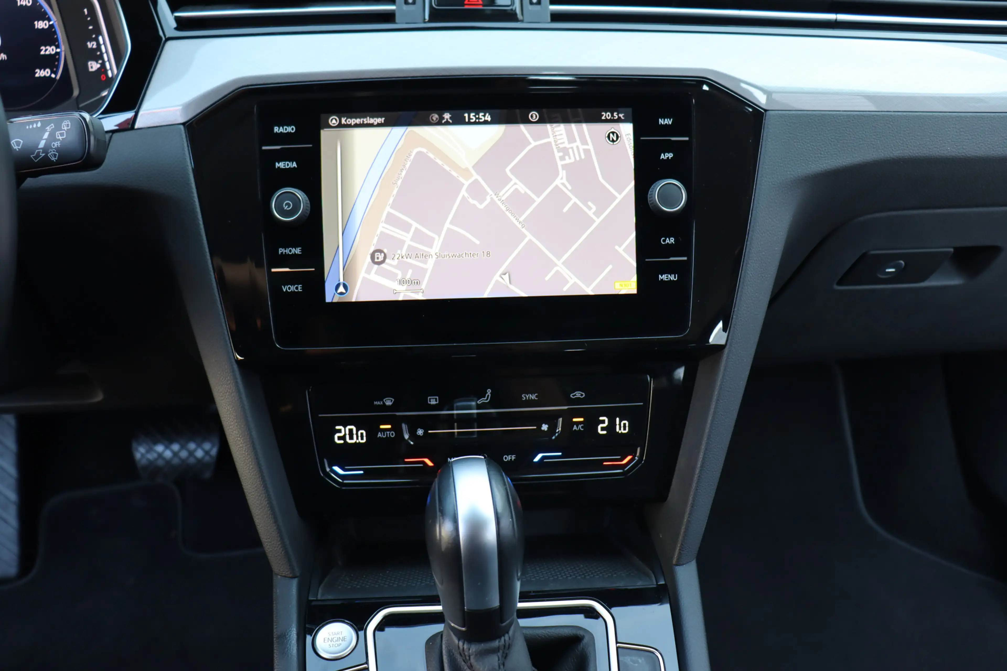 Volkswagen Passat Variant 1.5 TSI Business O.a: PDC, Clima, Navi, ACC, Carpl — photo 16