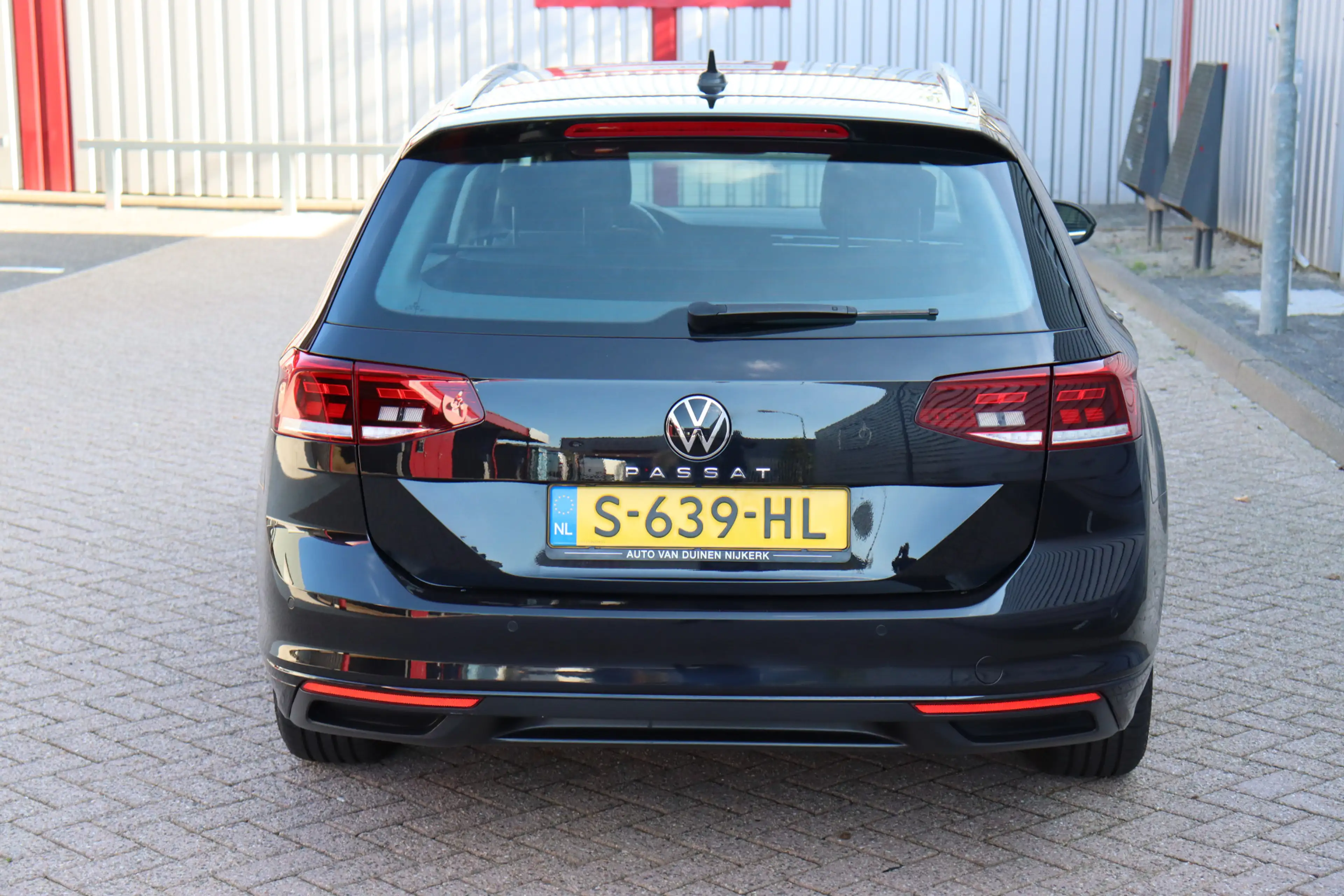 Volkswagen Passat Variant 1.5 TSI Business O.a: PDC, Clima, Navi, ACC, Carpl — photo 23