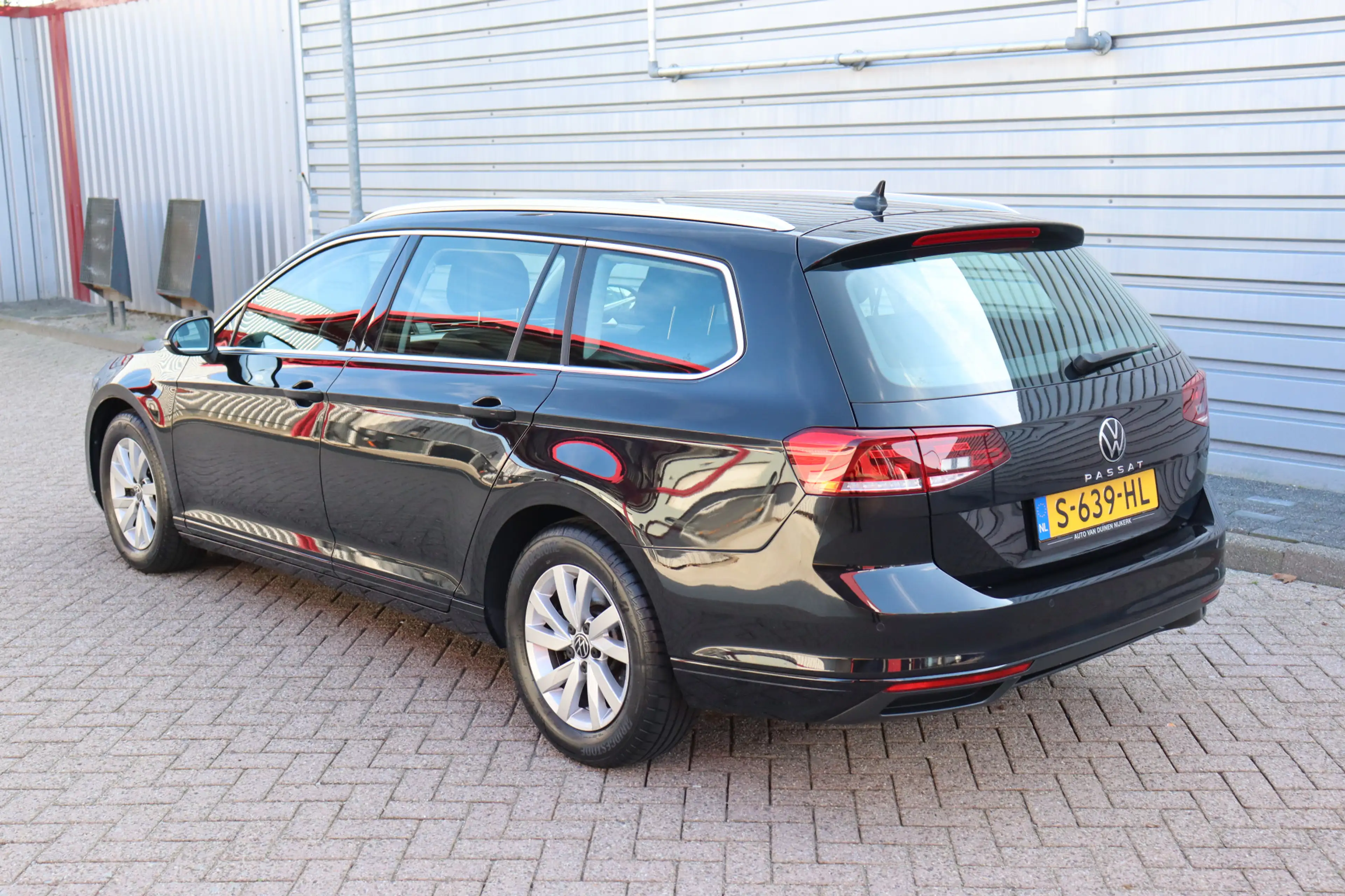 Volkswagen Passat Variant 1.5 TSI Business O.a: PDC, Clima, Navi, ACC, Carpl — photo 10