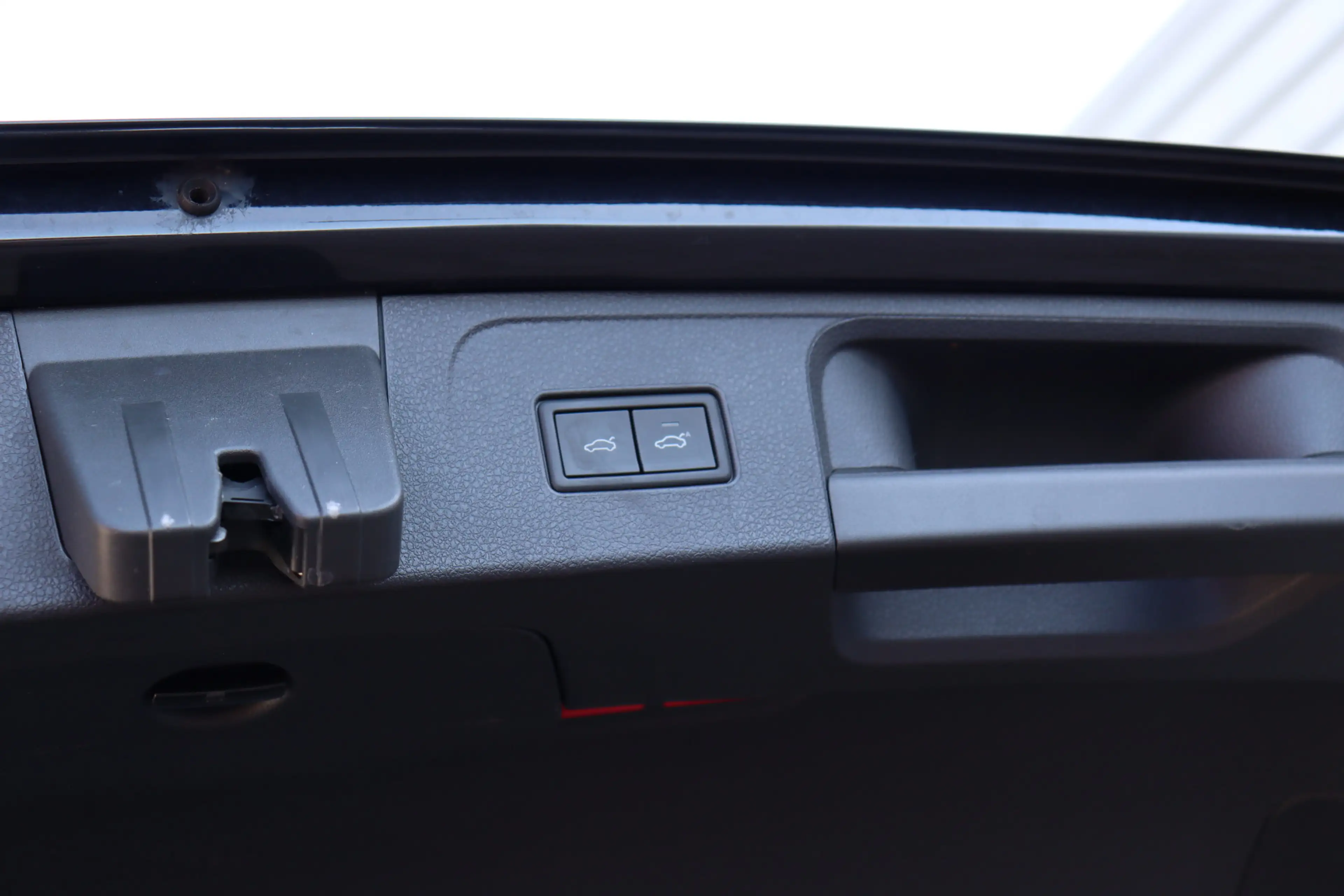 Volkswagen Passat Variant 1.5 TSI Business O.a: PDC, Clima, Navi, ACC, Carpl — photo 28