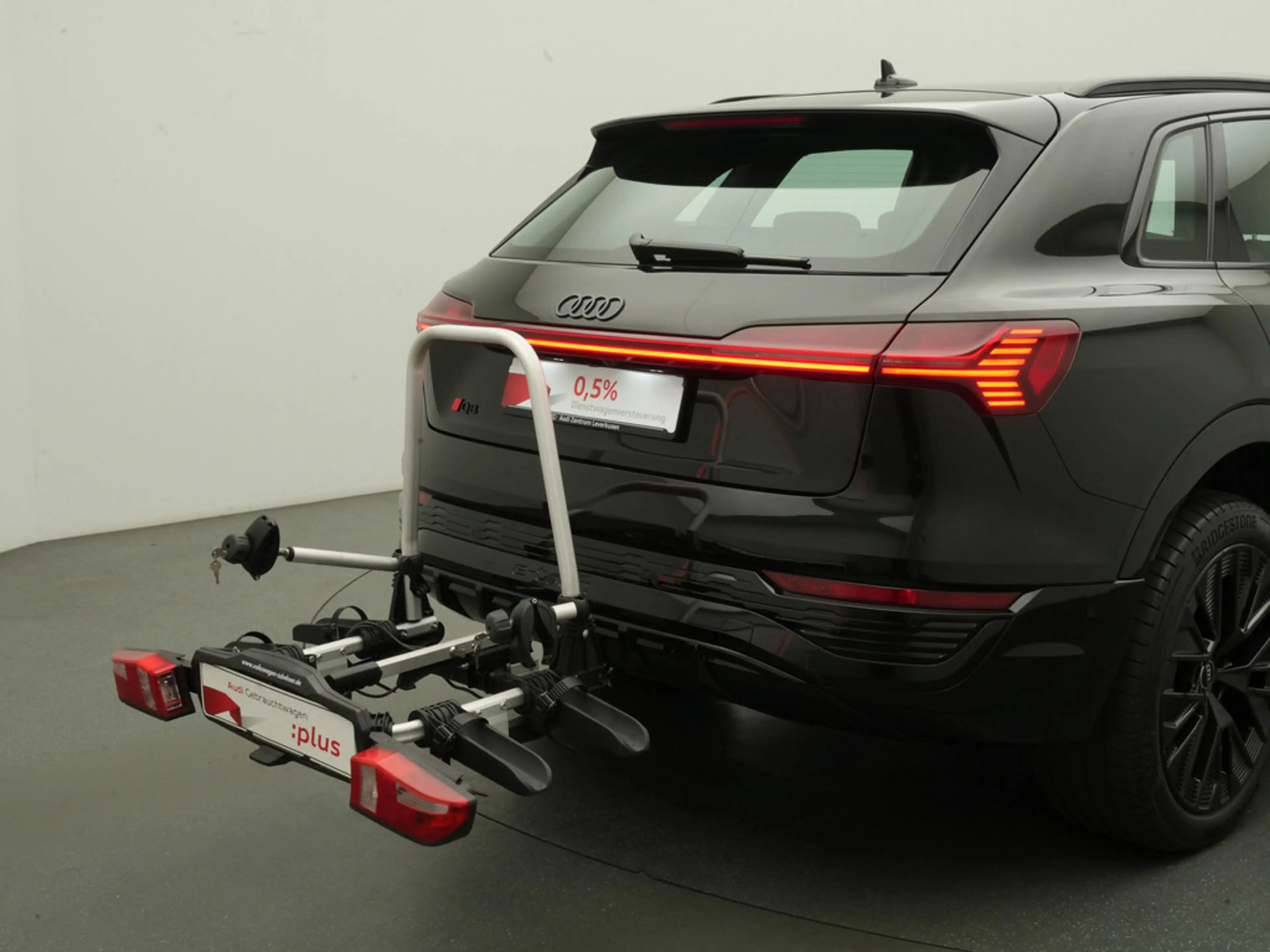 Audi Q8 e-tron 50 quattro S line ACC PANO AHK B&O — photo 5