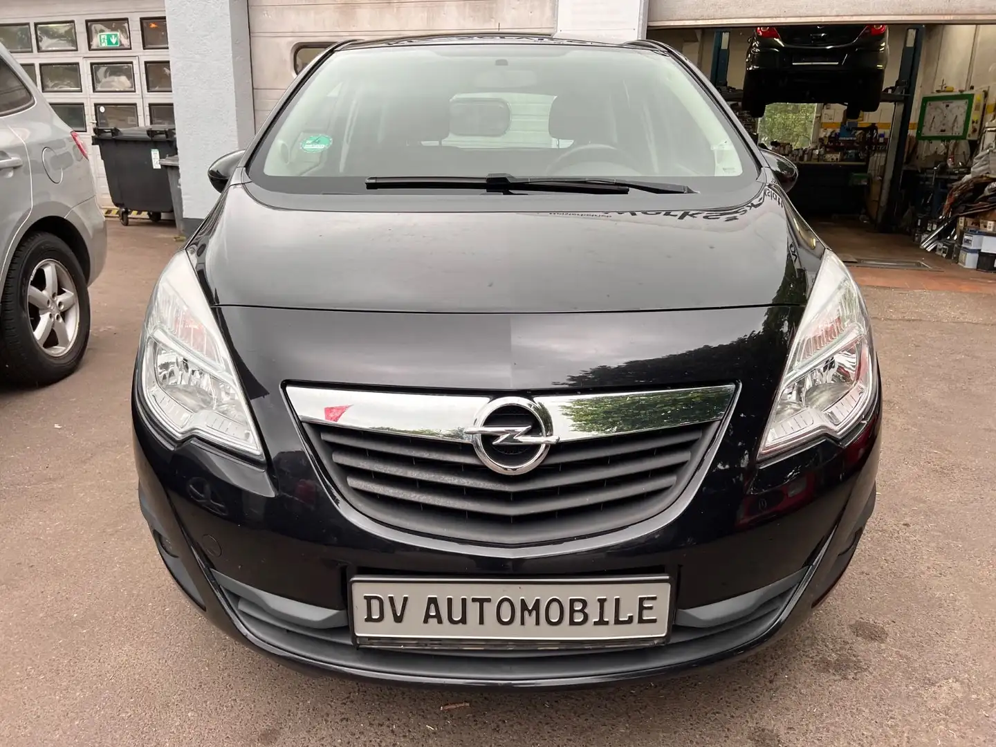 Opel Meriva B Design Edition*HU 09/2025* crna - 2