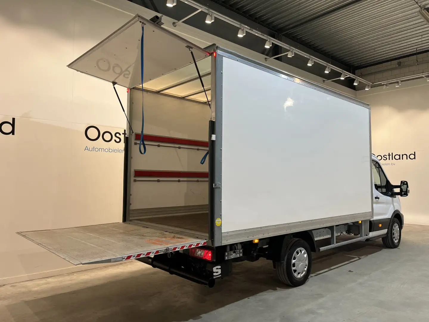 Ford Transit 2.0 TDCI L4 Trend RWD 130 PK Bakwagen / Laadklep / Wit - 2