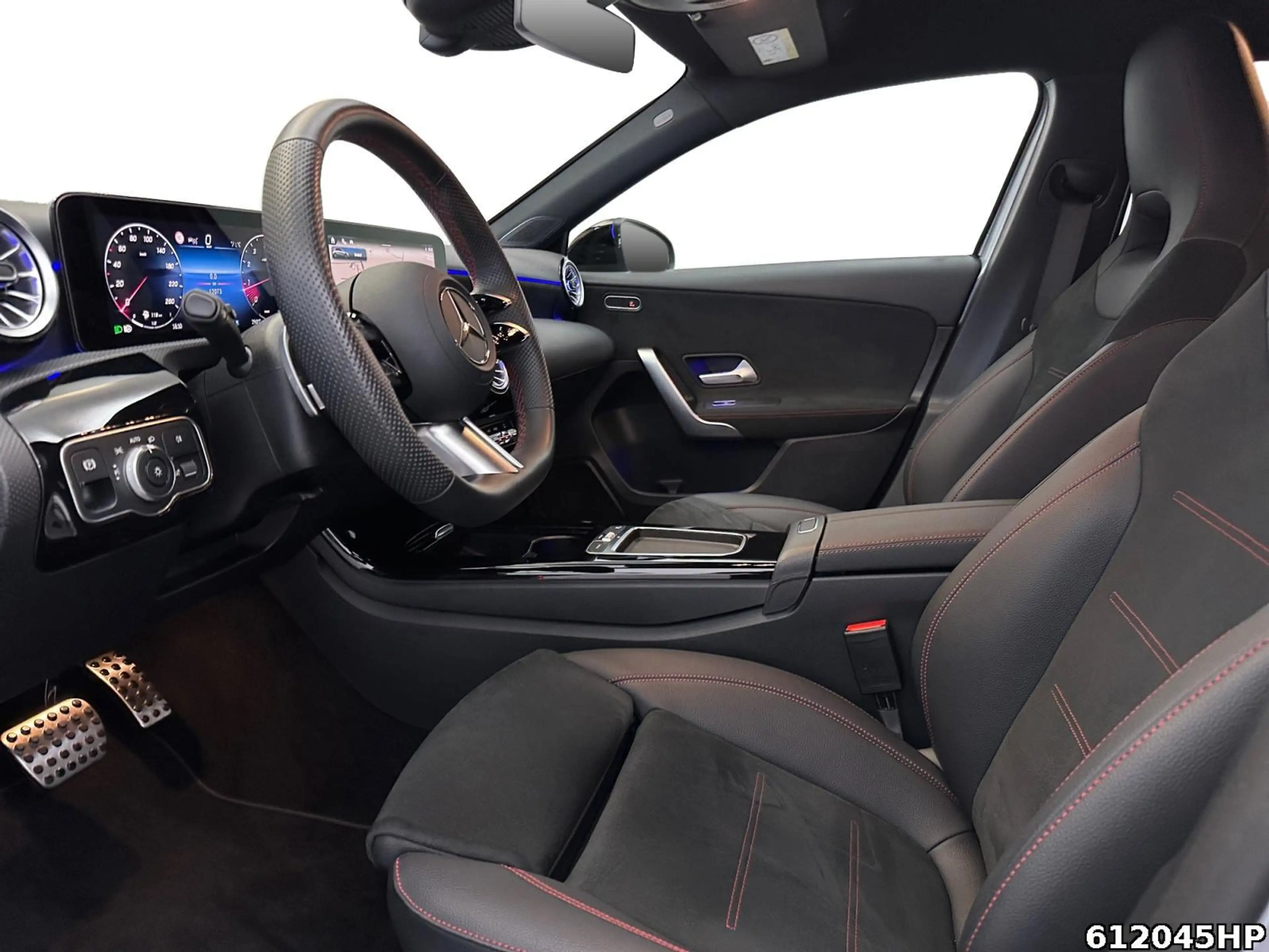 Mercedes-Benz A 200 AMG AHK Night Distronic Kamera Keyless Amb — photo 8
