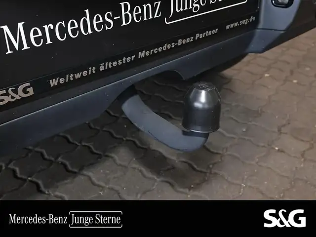 Mercedes-Benz G-Class view 19