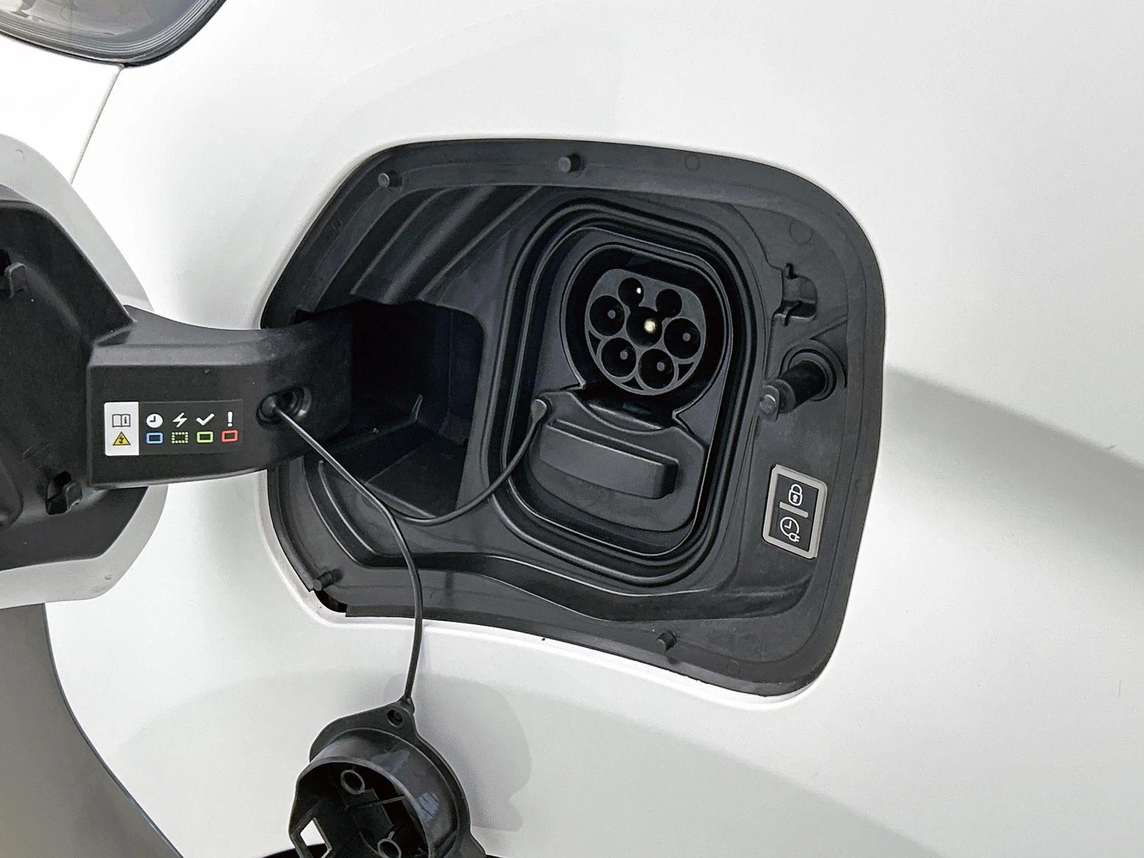 Opel Vivaro-e Combi L2H1 75 kWh — photo 9