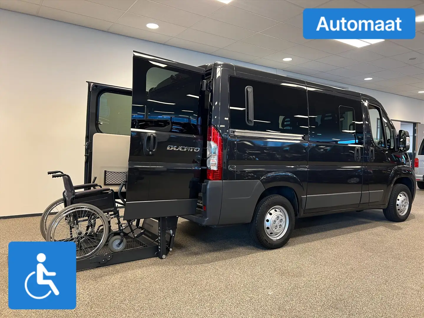 Fiat Ducato L1H1 Rolstoelbus Automaat + handbediening Zwart - 2