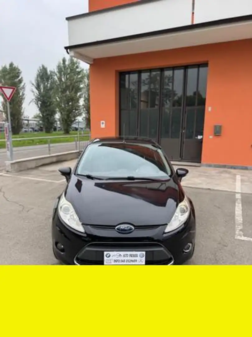 Ford Fiesta - 2
