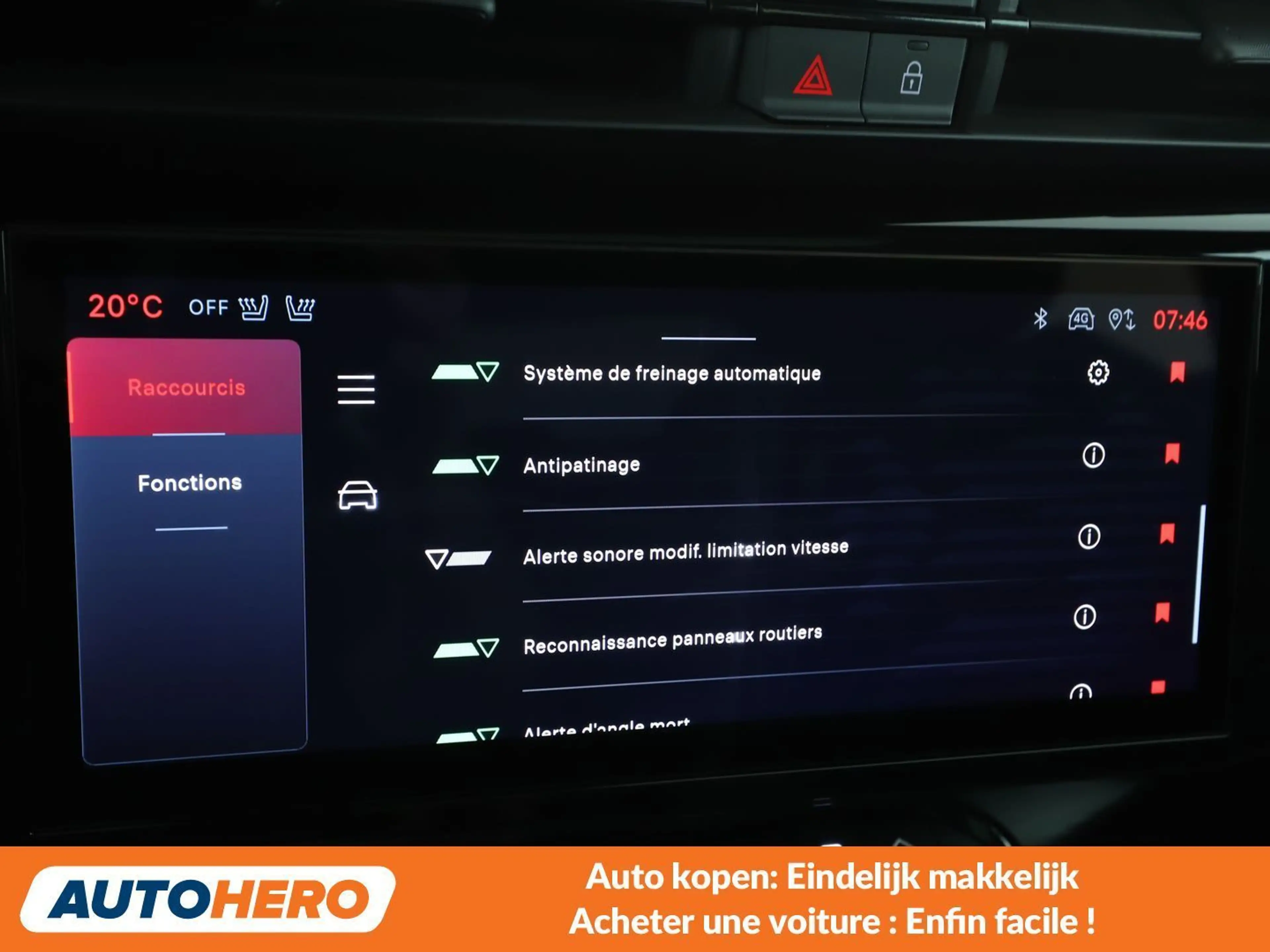 Alfa Romeo Junior 1.2 VGT Mild-Hybrid Intensa — photo 13