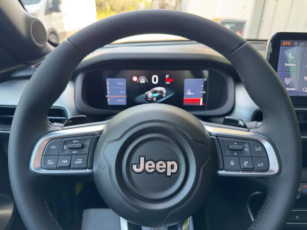 Jeep Avenger 1.2 turbo e-hybrid mhev Upland 4Xe 145cv edct6 km0 PROMO 13