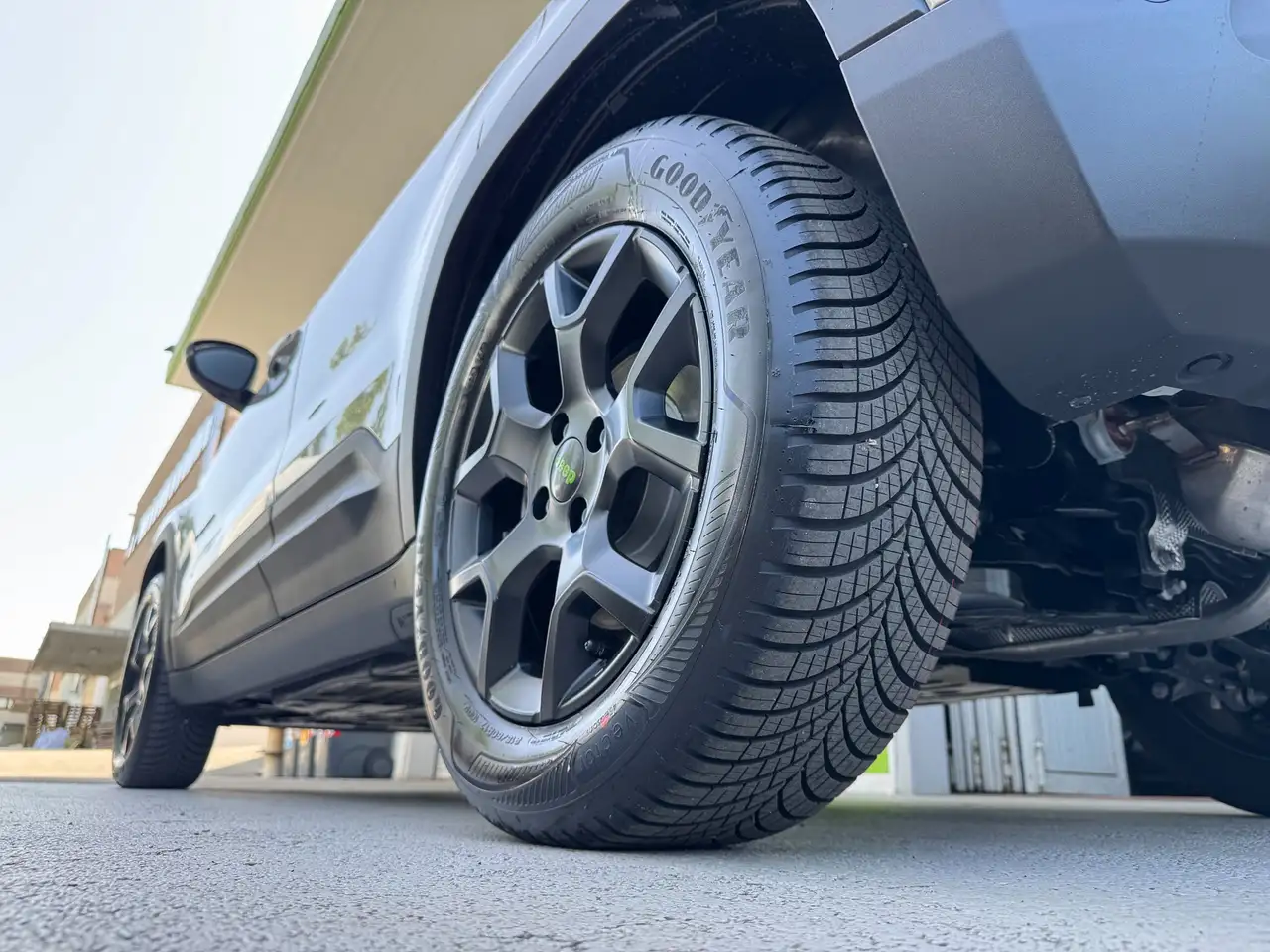 Jeep Avenger 1.2 turbo e-hybrid mhev Upland 4Xe 145cv edct6 km0 PROMO 15