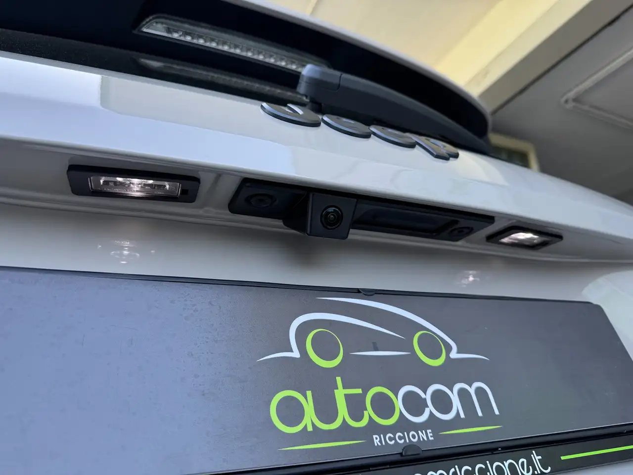 Jeep Avenger 1.2 turbo e-hybrid mhev Upland 4Xe 145cv edct6 km0 PROMO 20