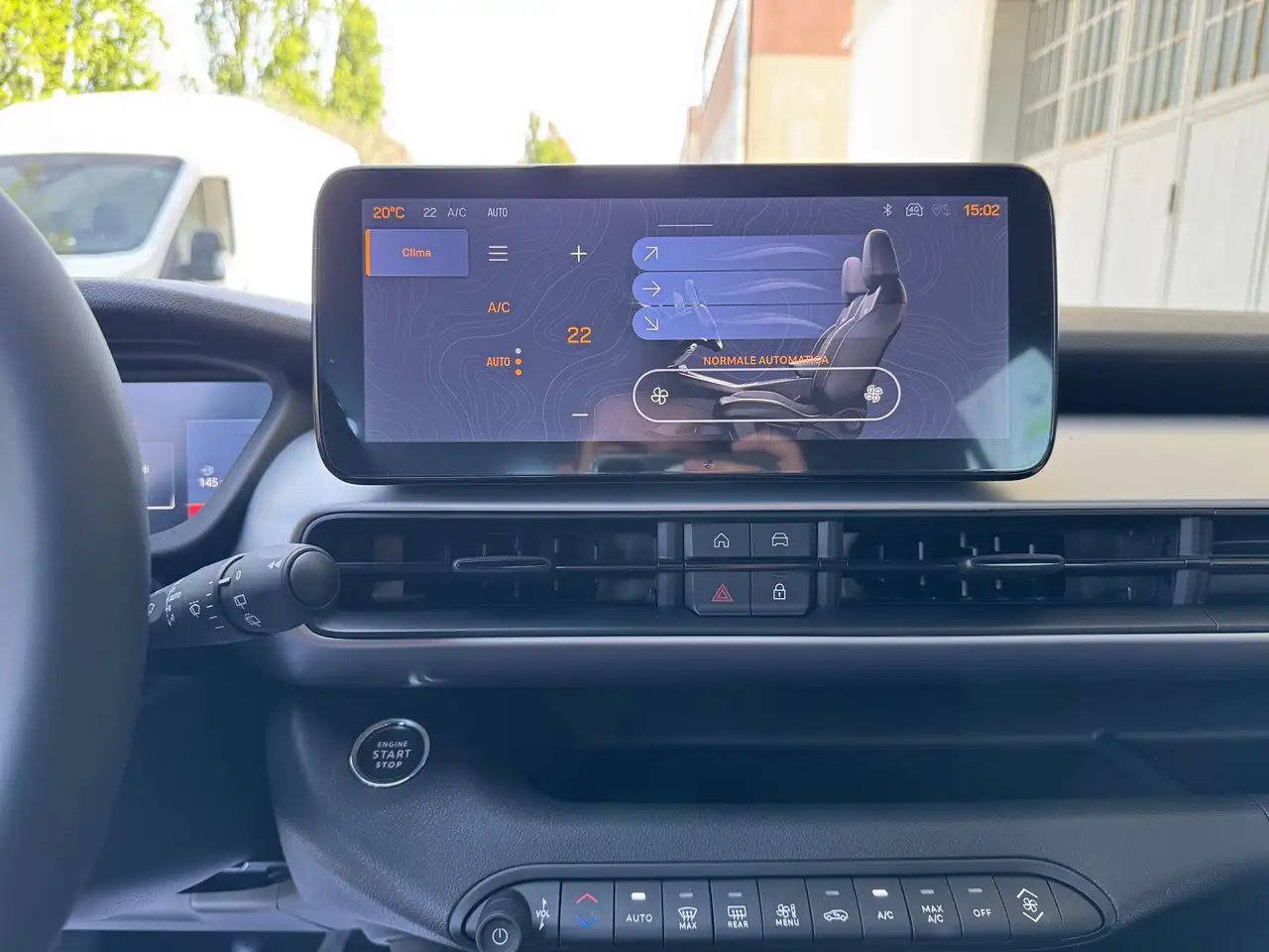 Jeep Avenger 1.2 turbo e-hybrid mhev Upland 4Xe 145cv edct6 km0 PROMO 22