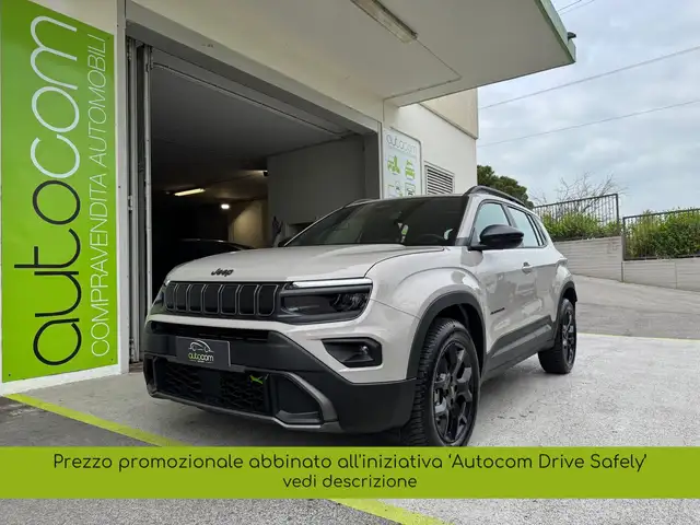 Jeep Avenger 1.2 turbo e-hybrid mhev Upland 4Xe 145cv edct6 km0 PROMO
