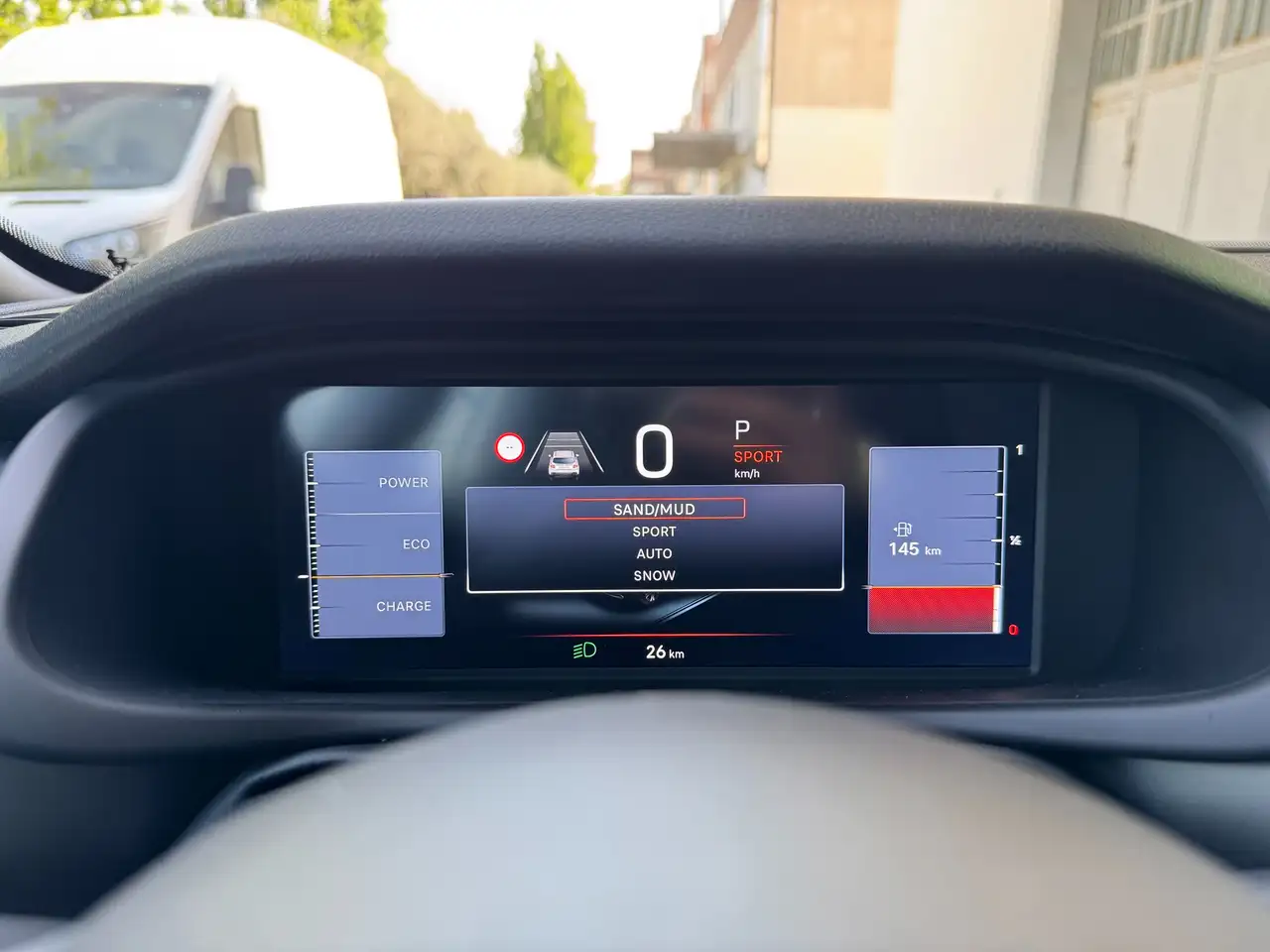 Jeep Avenger 1.2 turbo e-hybrid mhev Upland 4Xe 145cv edct6 km0 PROMO 27