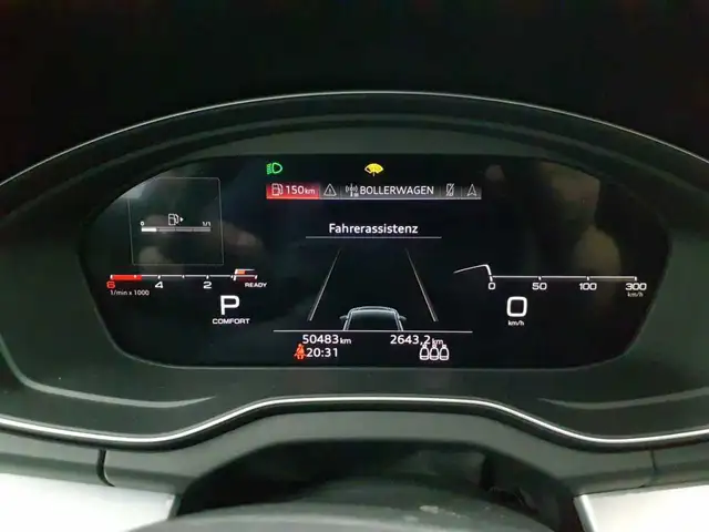 Audi Q5 view 11